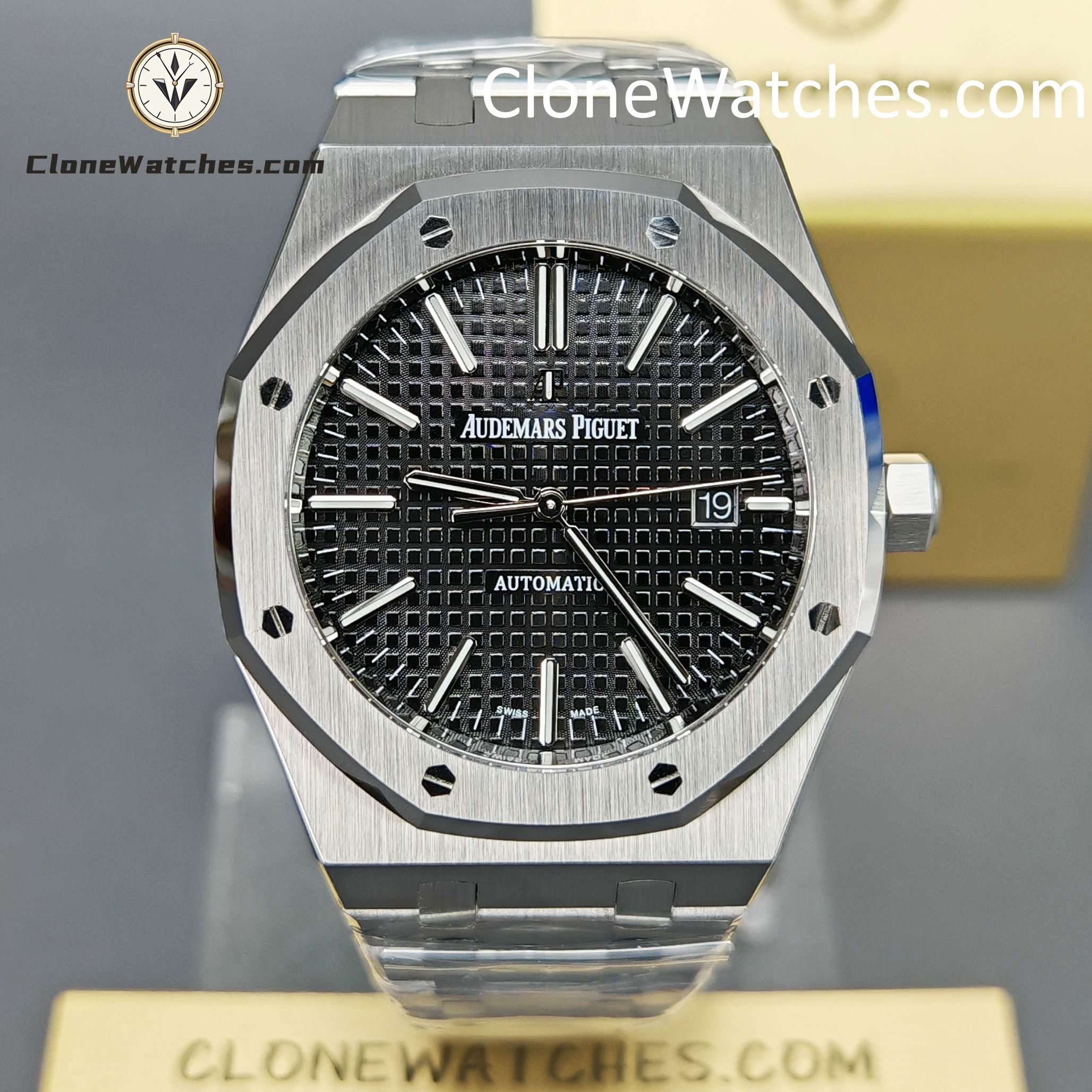Audemars Piguet Super Clone Watches 1:1 Royal Oak 15400 Black Dial