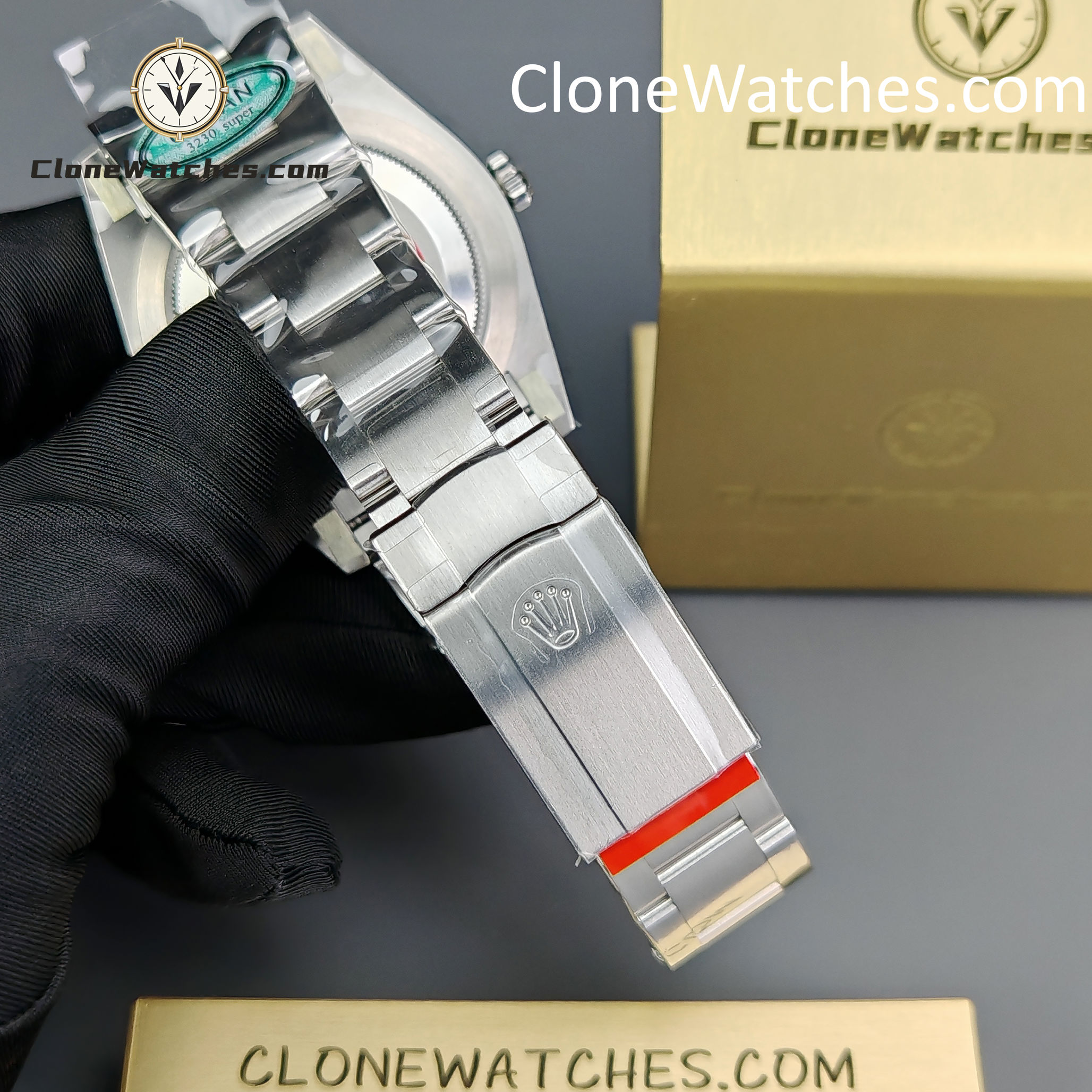 Rolex Super Clone Watches 1:1 Oyster Perpetual Green Dial 41mm M124300 3230 Movement