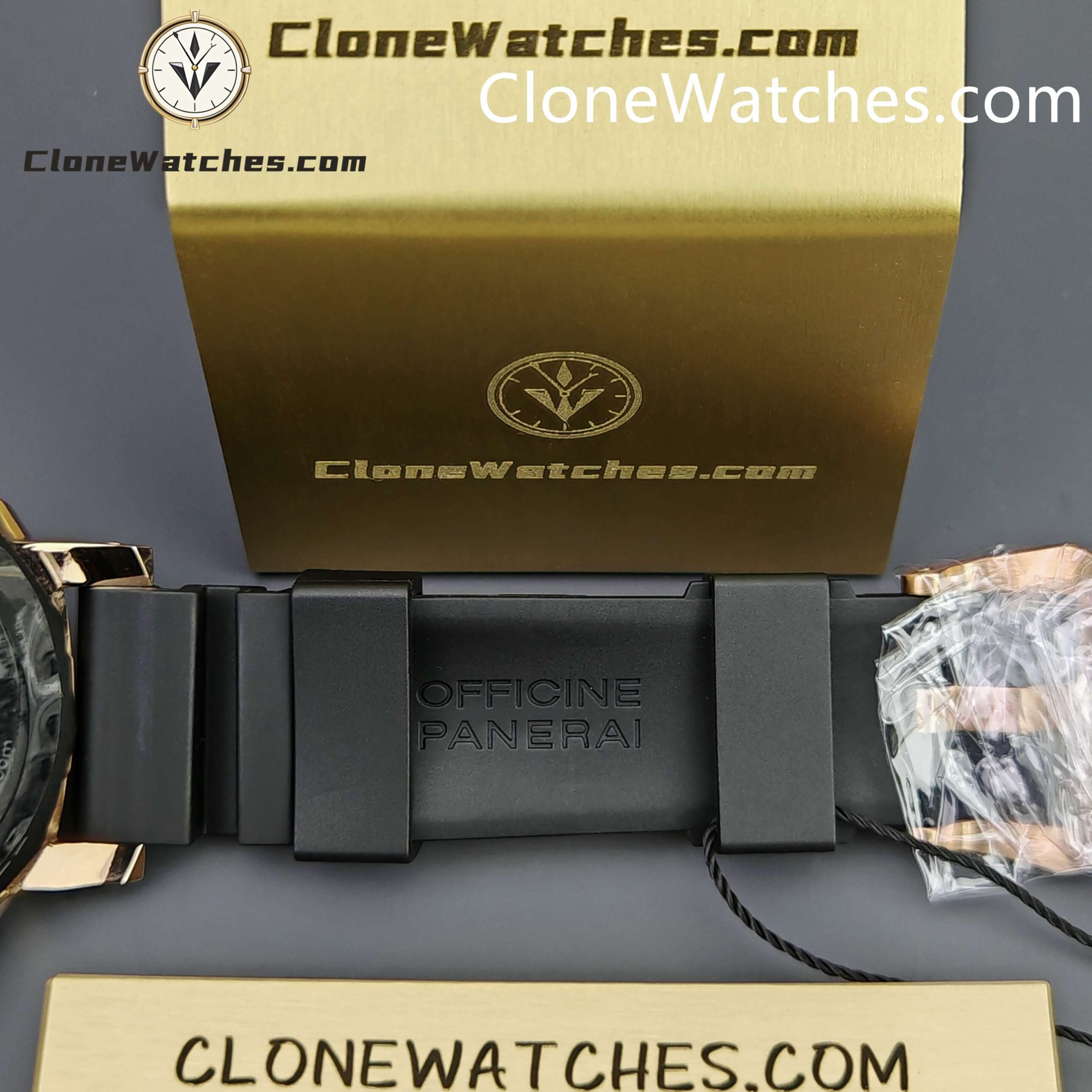 Panerai Super Clone Watches 1:1 Submersible GoldtechTM PAM02164 Black Dial