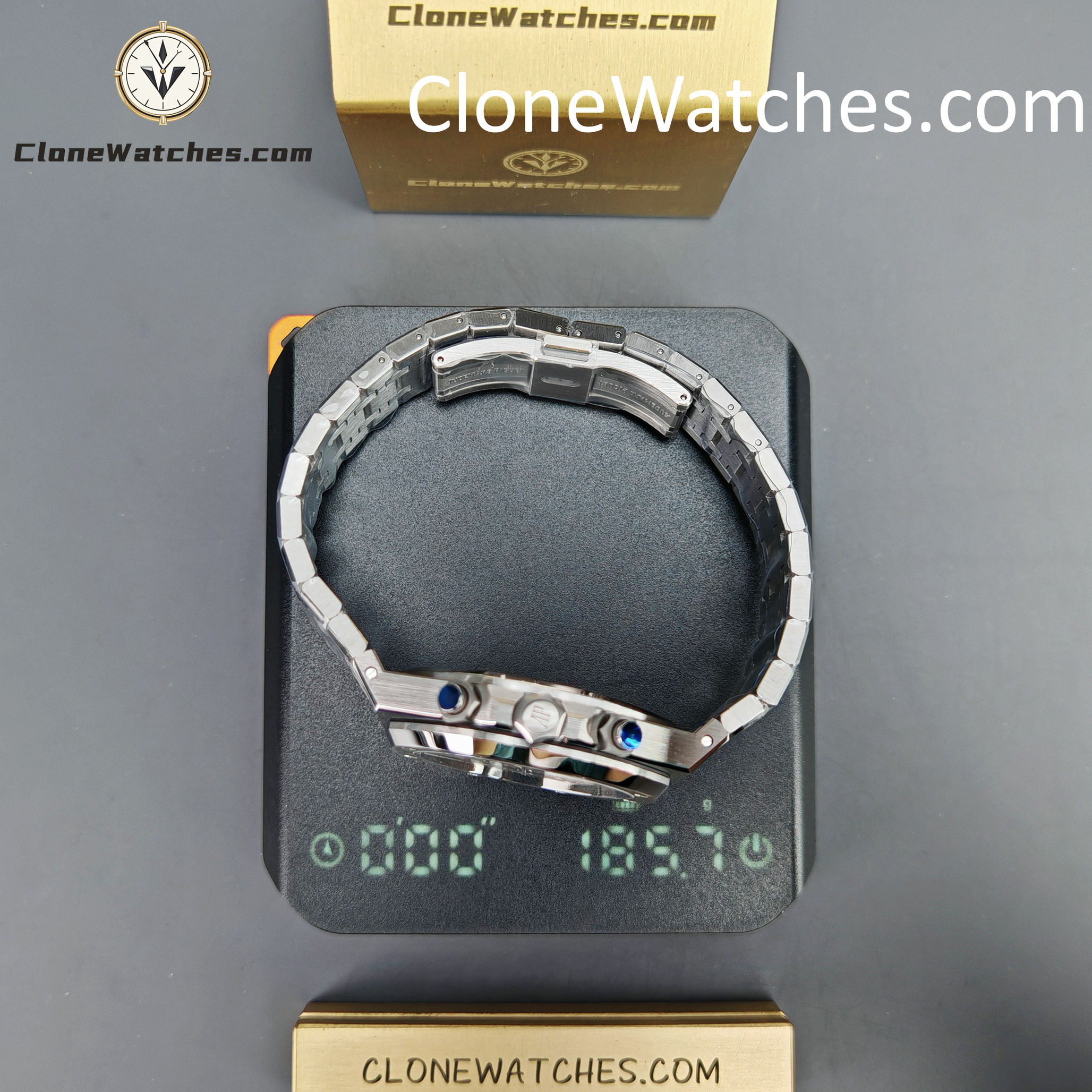Audemars Piguet Super Clone Watches 1:1 Royal Oak White Dial 26331ST Selfwinding Chronograph