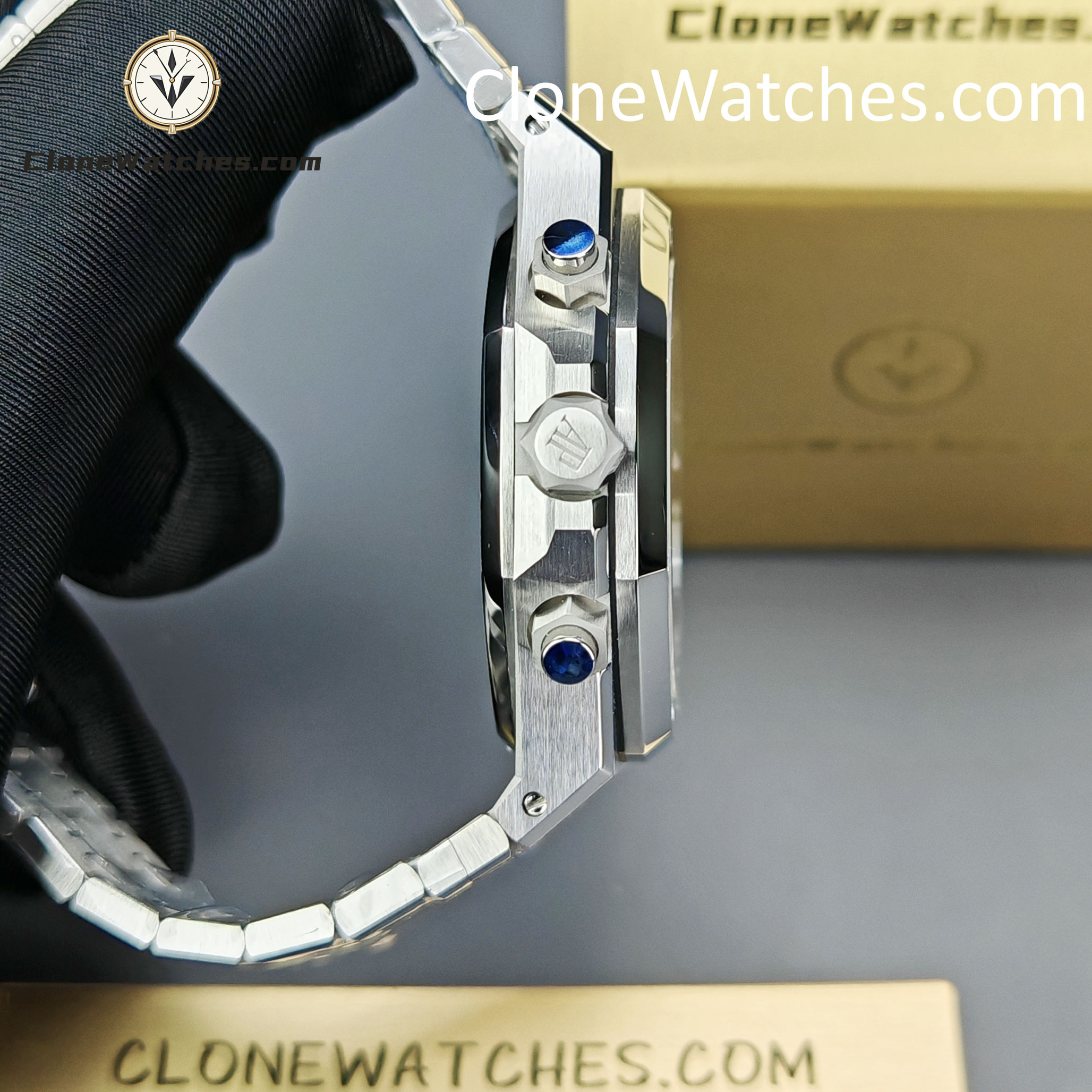 Audemars Piguet Super Clone Watches 1:1 Royal Oak White Dial 26240 Selfwinding Chronograph