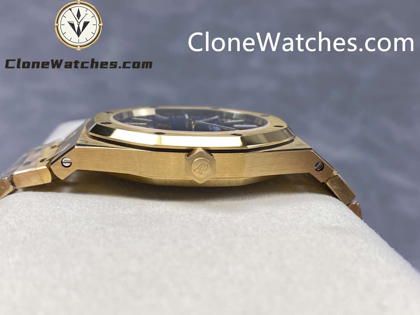 Audemars Piguet Super Clone Watches 1:1 Royal Oak 18K Gold 15202BA 39MM