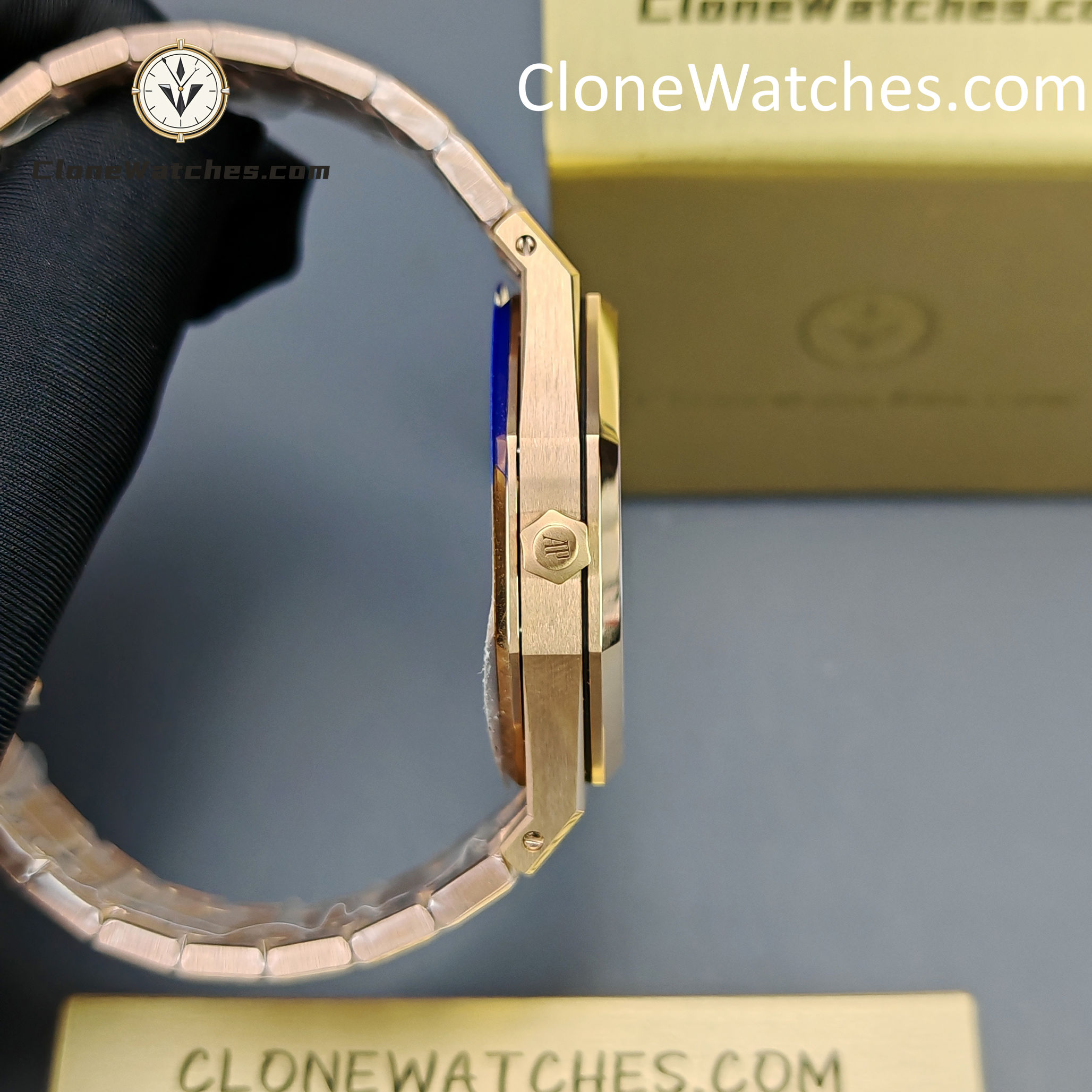 Audemars Piguet Super Clone Watches 1:1 Royal Oak”Jumbo” Extra-Thin “50th Anniversary” 16202 Smoked Grey Dial 39MM