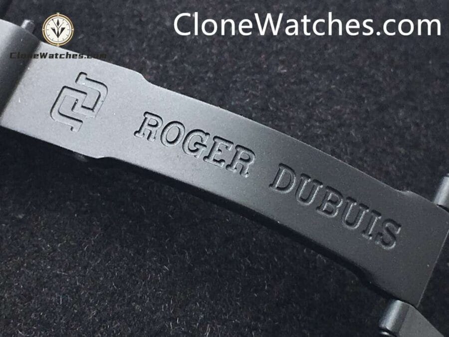 Roger Dubuis Super Clone Watches 1:1 Excalibur Black Dial DBEX0542 45MM