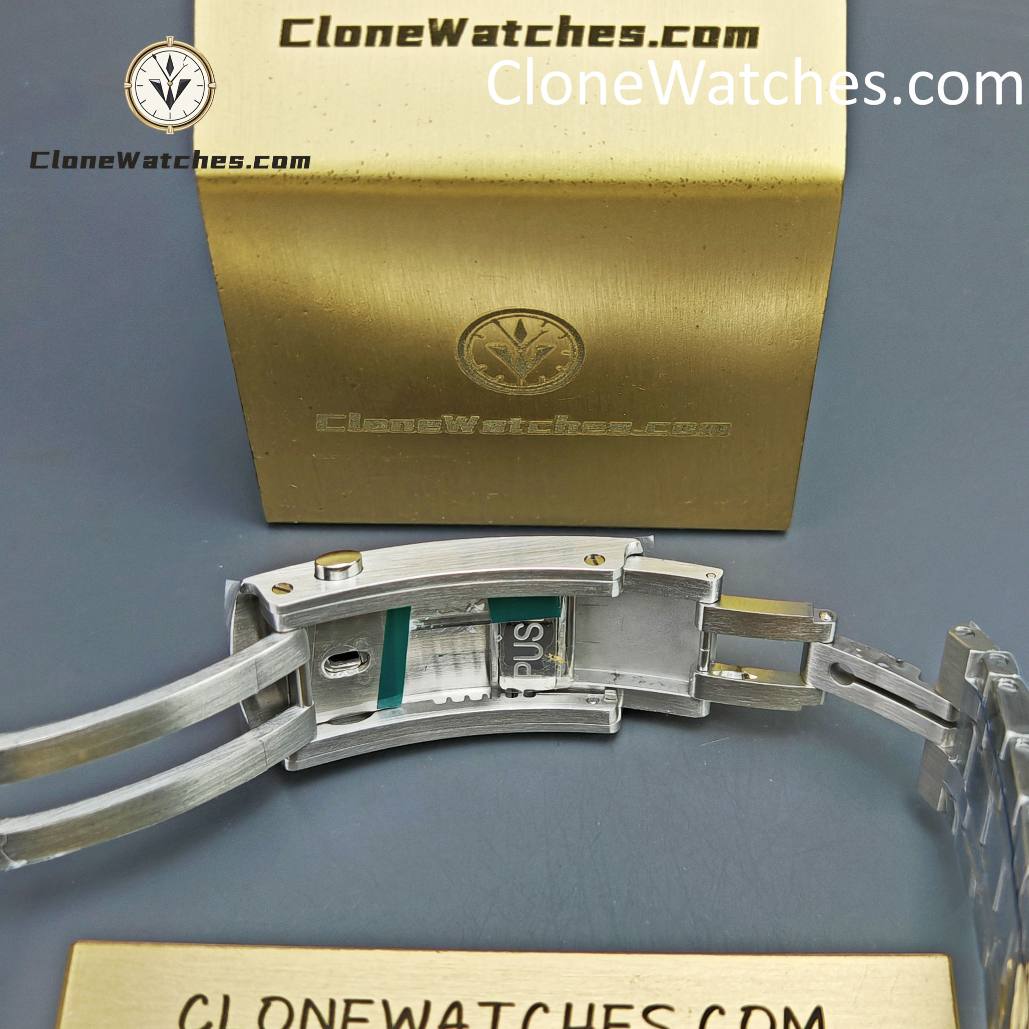 OMEGA Super Clone Watches 1:1 Seamaster Diver 300M 44MM 210.20.44.51.03.001