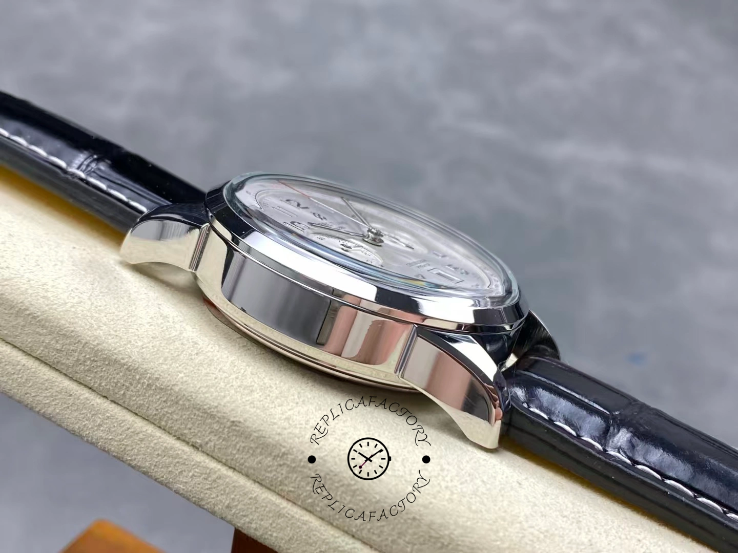 Breitling Premier B09 Silver Dial 40 mm AB0930371G1P1 Replica
