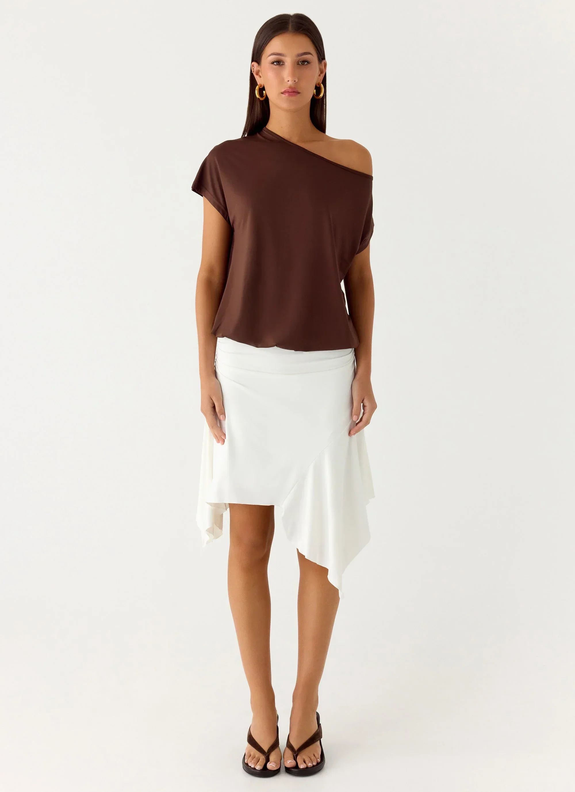 Raeni Off Shoulder Top - Chocolate