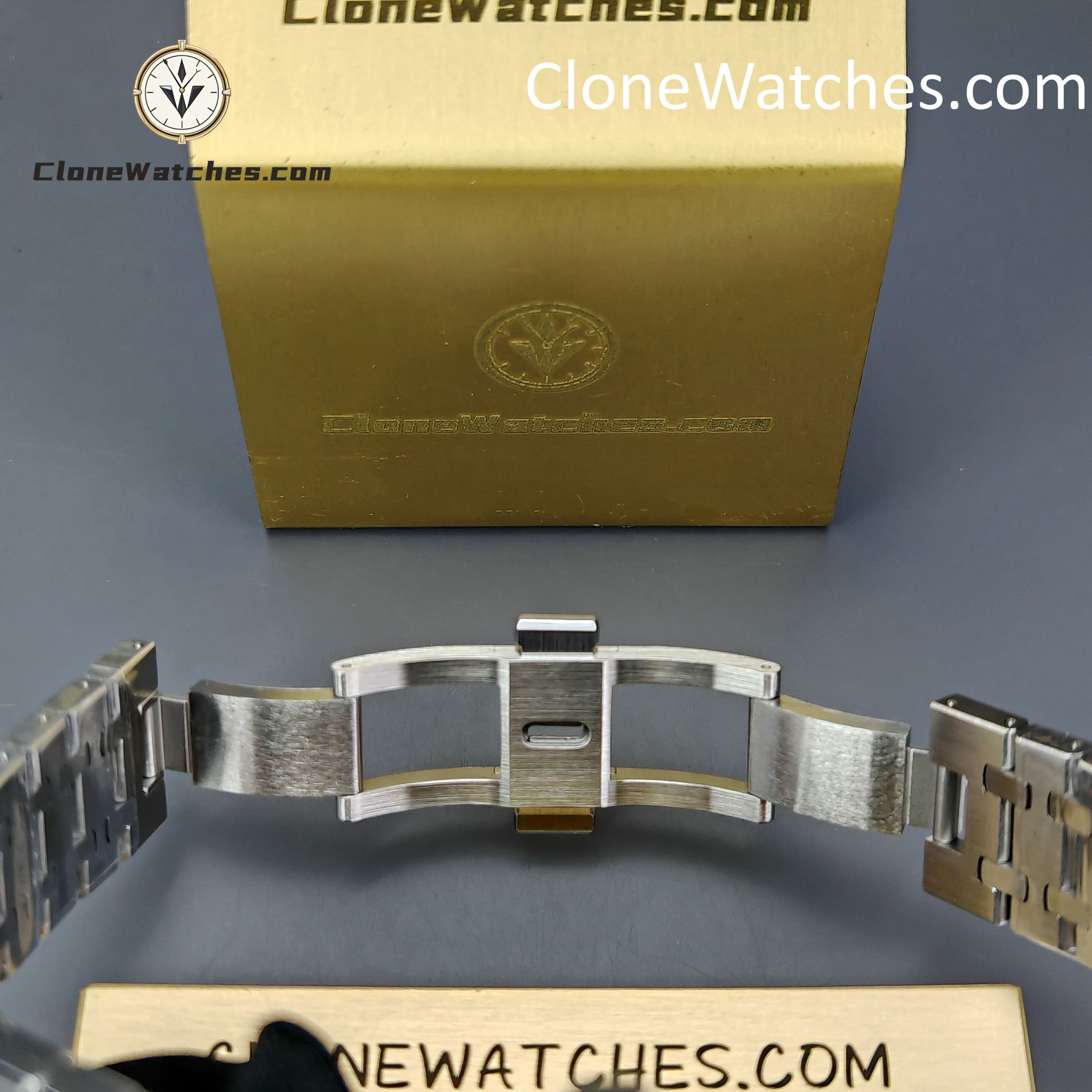 Audemars Piguet Super Clone Watches 1:1 Royal Oak 15407 Skeleton Dial