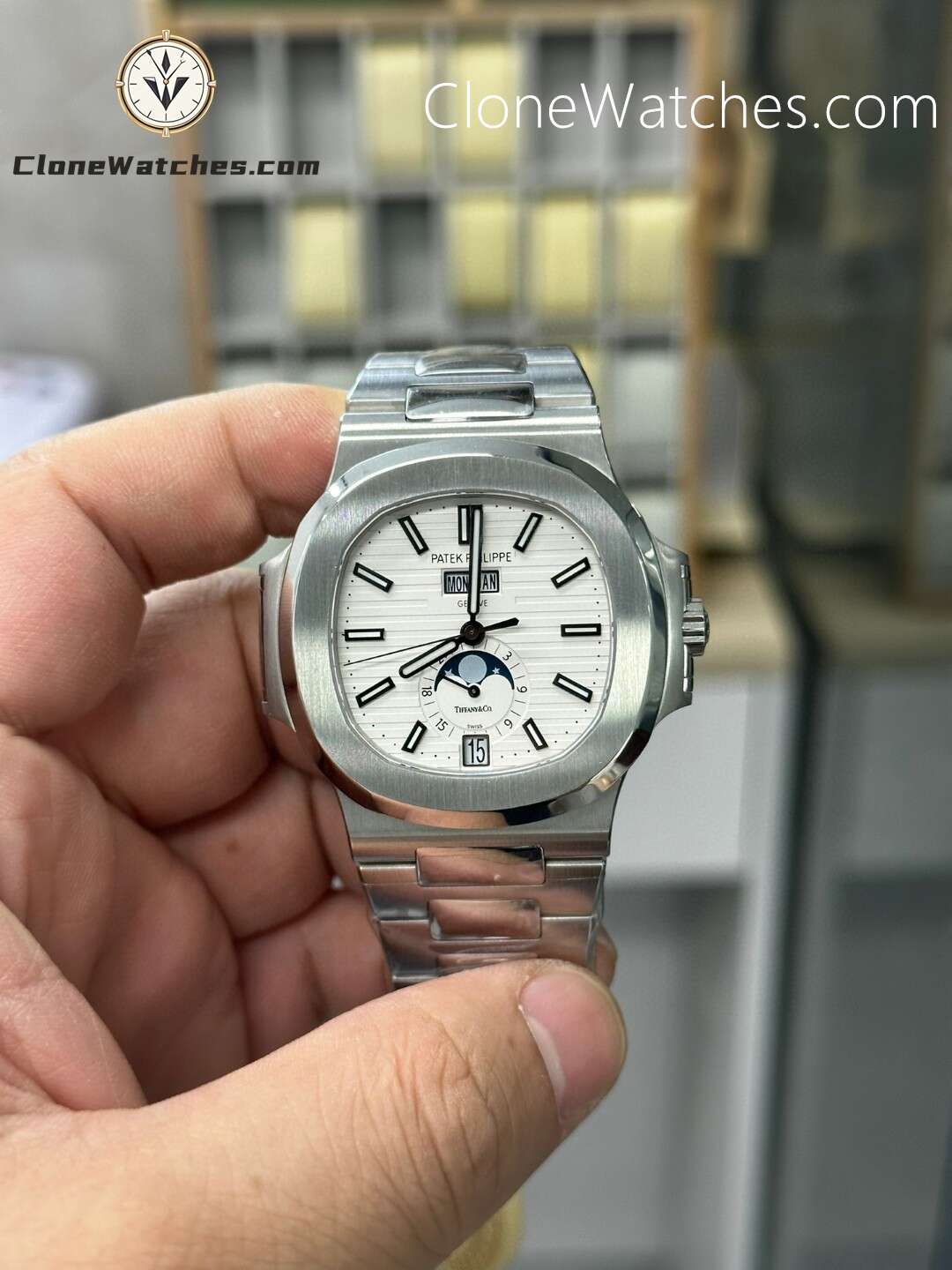 Patek Philippe Super Clone Watches 1:1 Nautilus Tiffany & Co 5726 Annual Calendar White Dial