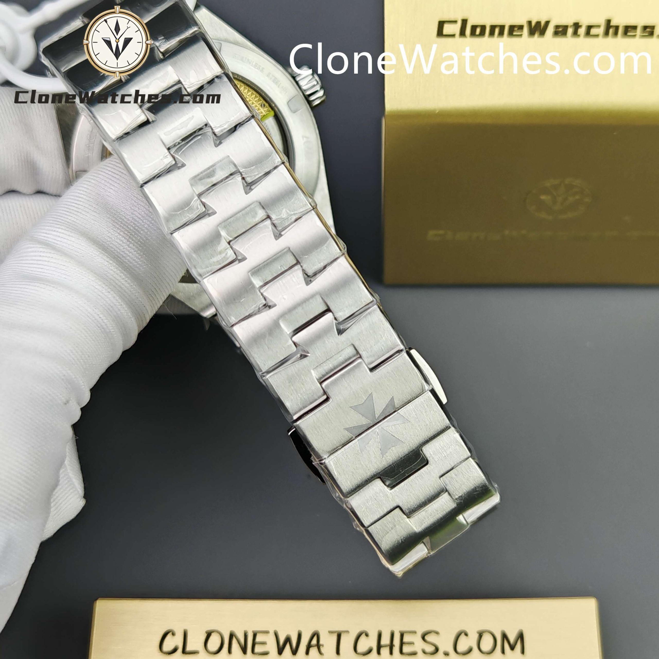 Vacheron Constantin Super Clone Watches 1:1 Overseas Tourbillon 6000V/110A-B544 42.5MM