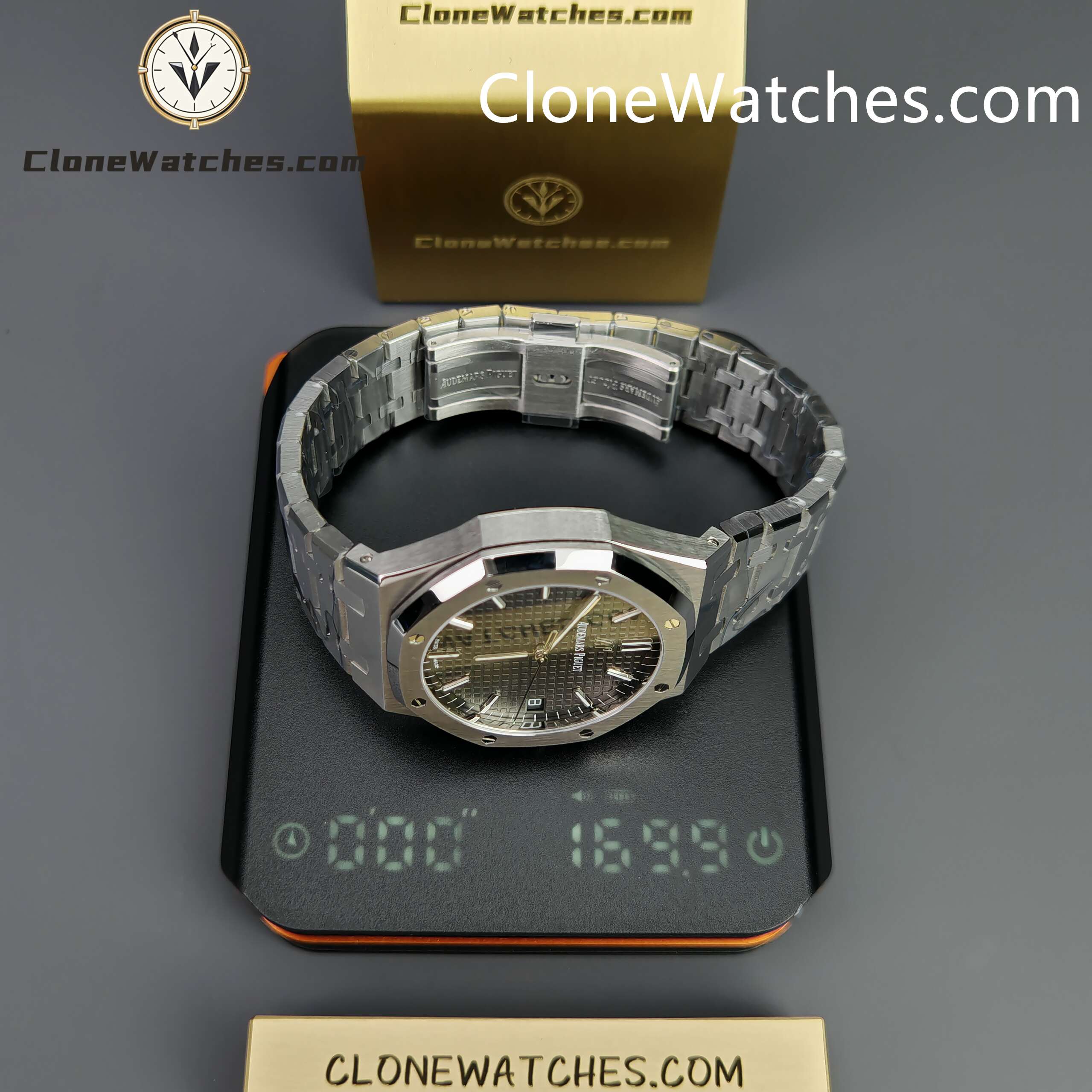 Audemars Piguet Super Clone Watches 1:1 Royal Oak 15500 Grey dial