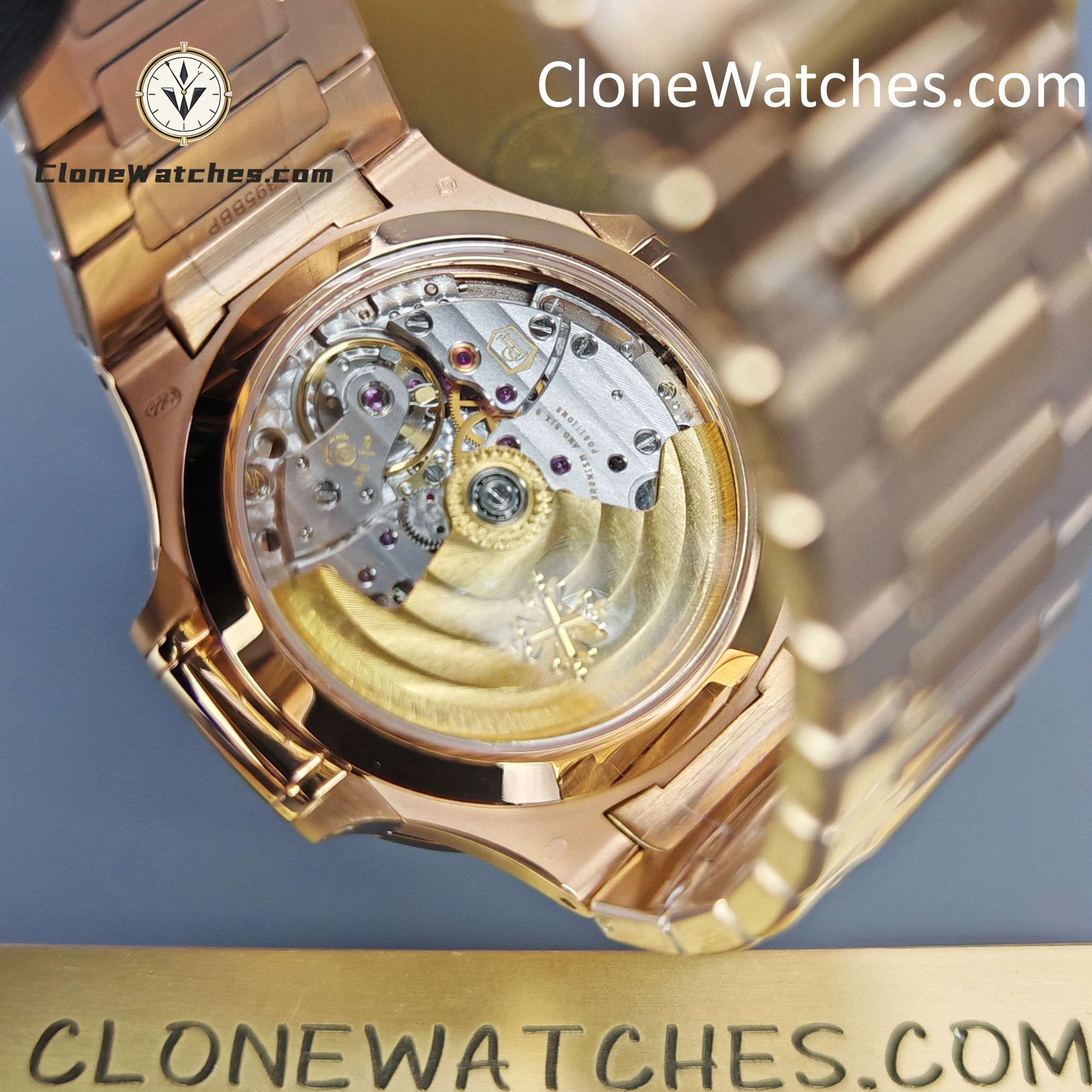 Patek Philippe Super Clone Watches 1:1 Nautilus Rose Gold 7118/1300R-001 35.2 mm