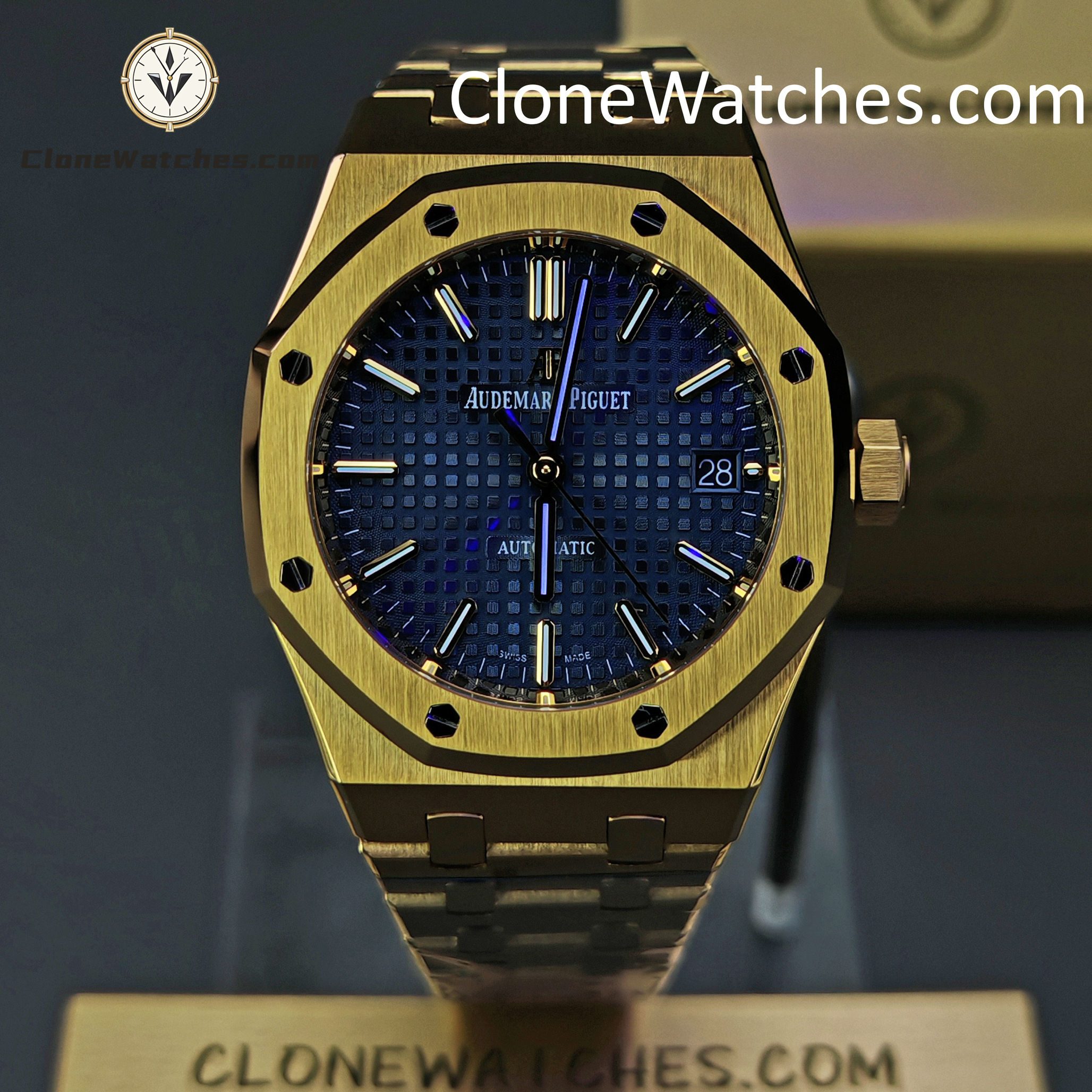Audemars Piguet Super Clone Watches 1:1 Royal Oak 18K Gold 15450BA Blue Dial 37MM