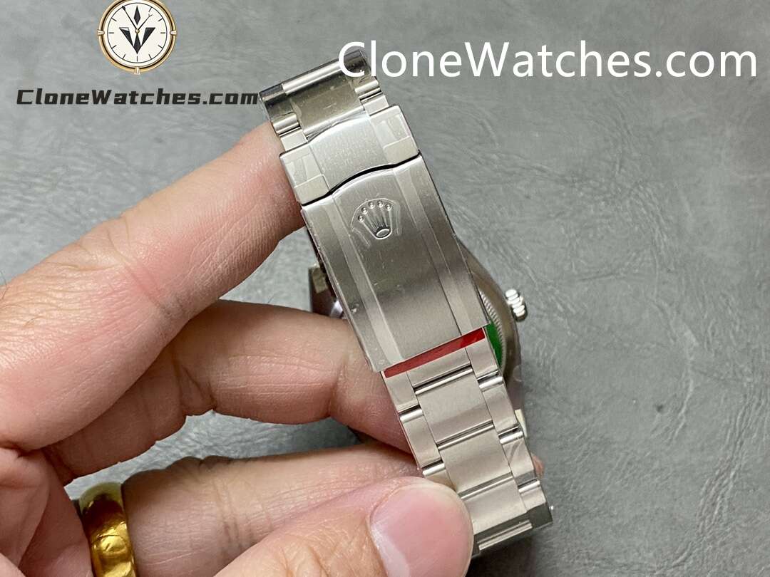 Rolex Super Clone Watches 1:1 Oyster Perpetual Red Dial 36mm m126000-0007 3230 Movement