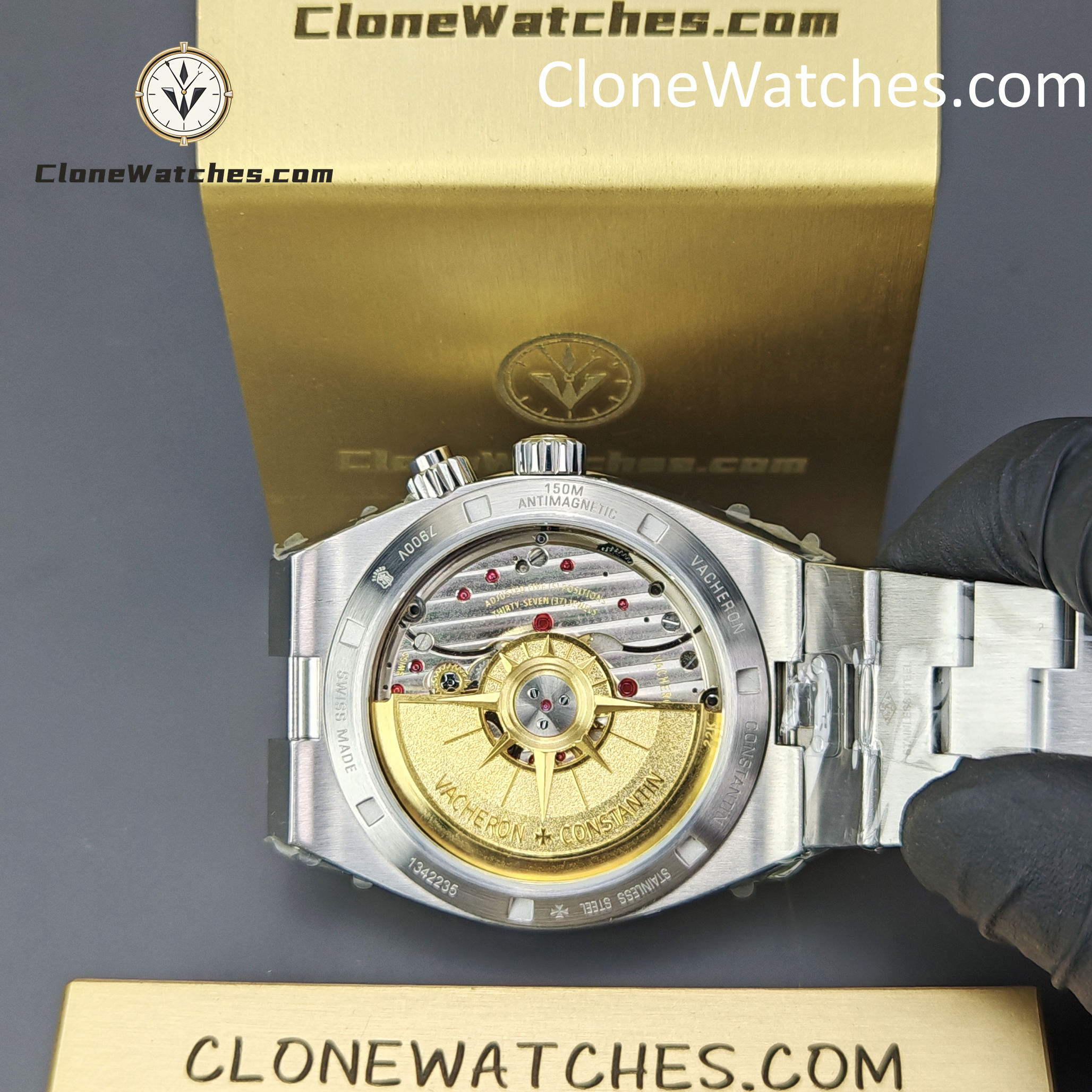 Vacheron Constantin Super Clone Watches 1:1 Overseas Dual Time 7920V/210A-B333 White Dial