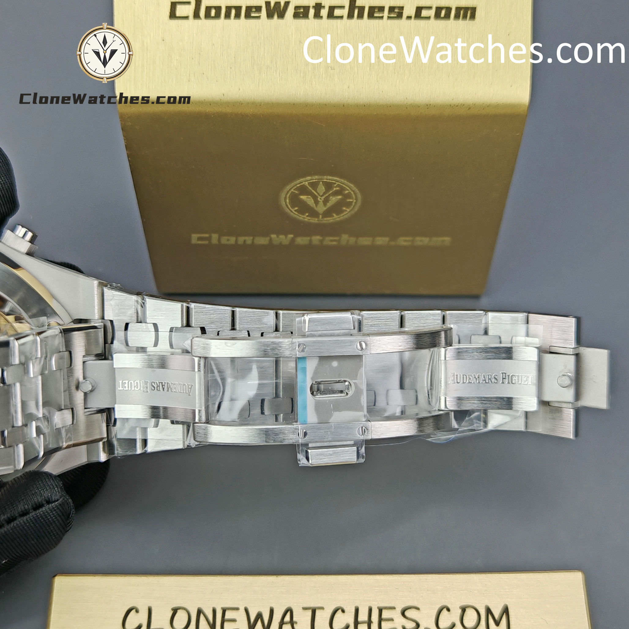 Audemars Piguet Super Clone Watches 1:1 Royal Oak Black Dial 26240 Selfwinding Chronograph