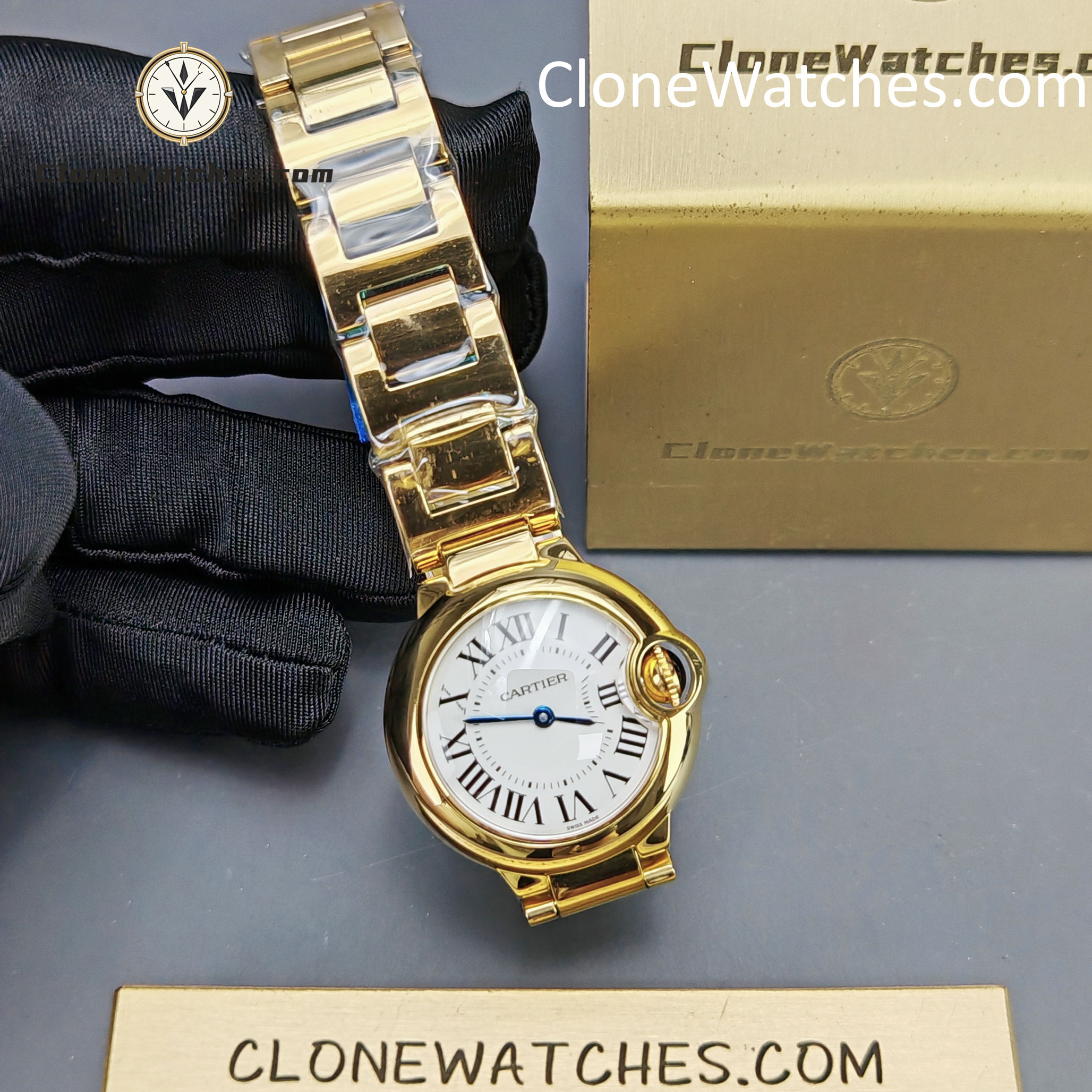 Cartier Super Clone Watches 1:1 Ballon Bleu de 18K Gold W69001Z2 Silver Dial 28mm