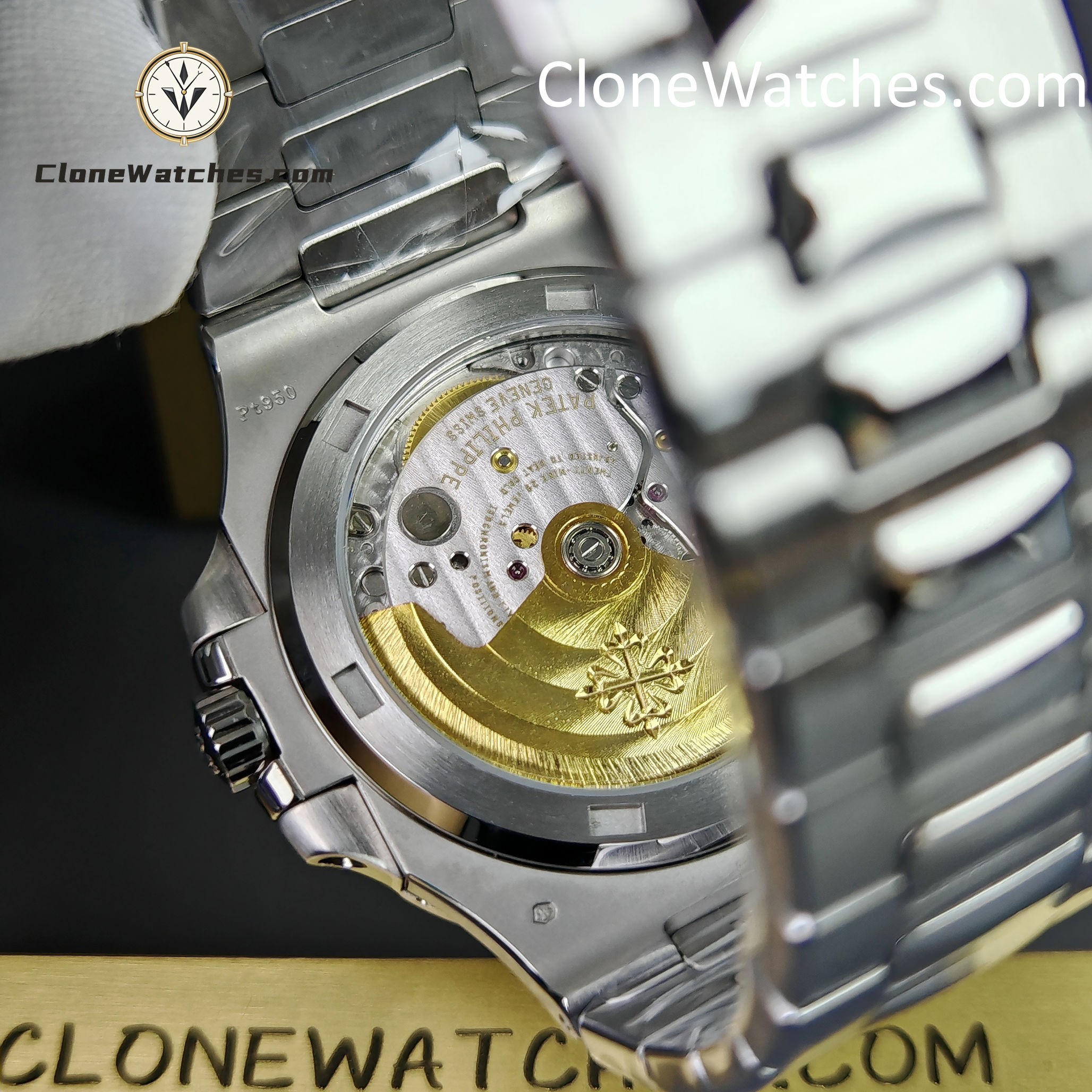 Patek Philippe Super Clone Watches 1:1 40th Anniversary Nautilus 5711