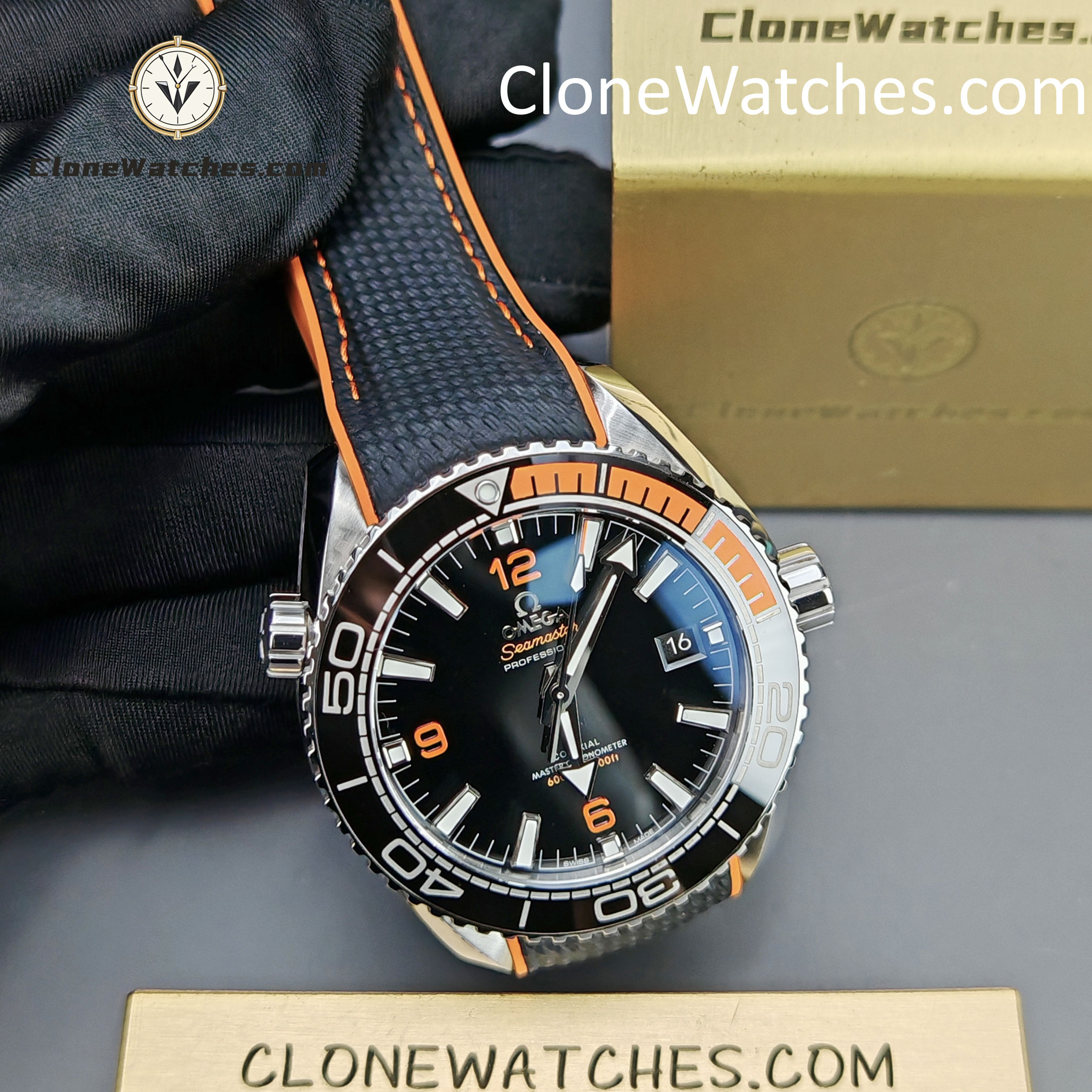 OMEGA Super Clone Watches 1:1 Seamaster Planet Ocean 600m 215.32.44.21.01.001 43.5MM