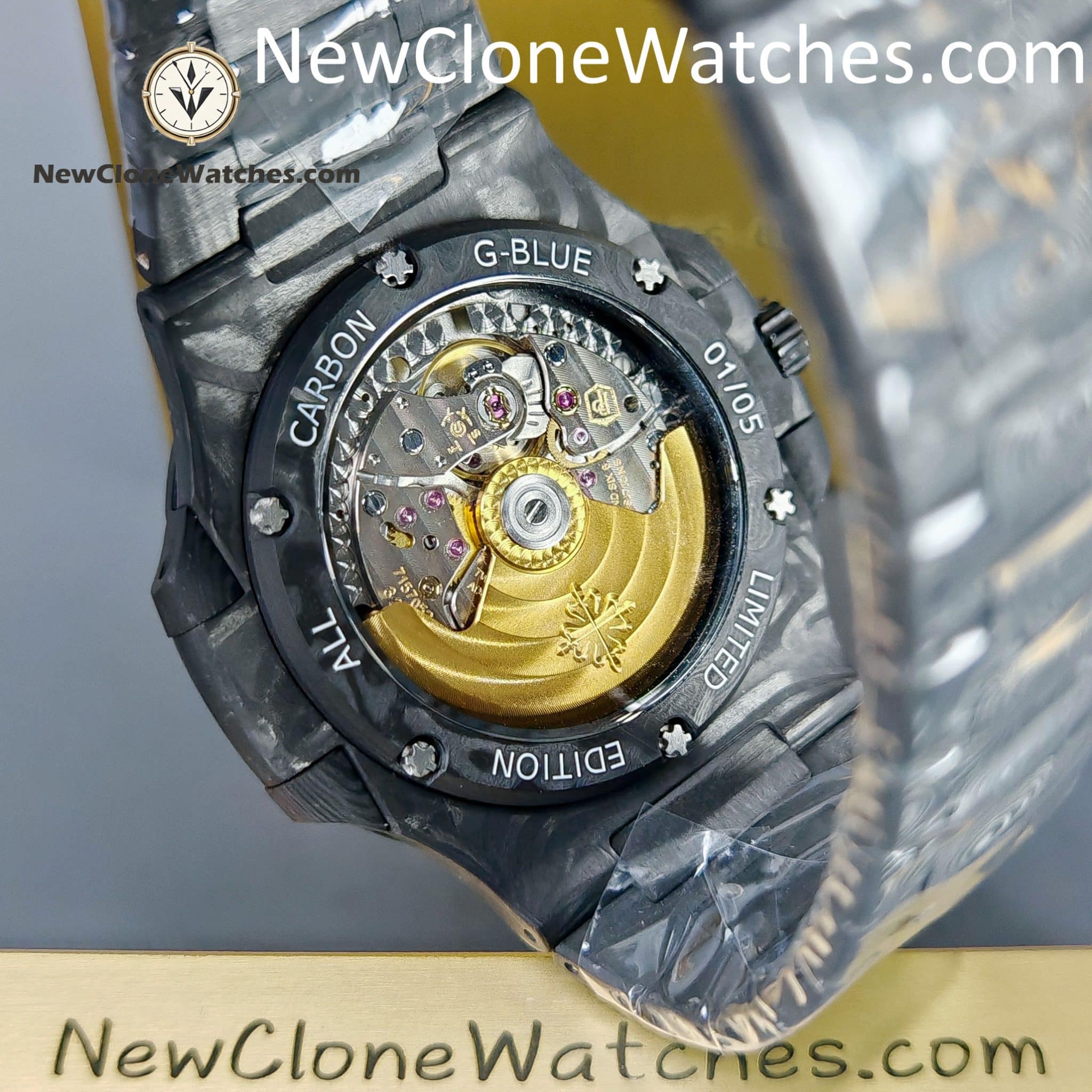 Modified Super Clone Watches 1:1 DiW Patek Philippe Nautilus 5711 Carbon Dial On Carbon Bracelet