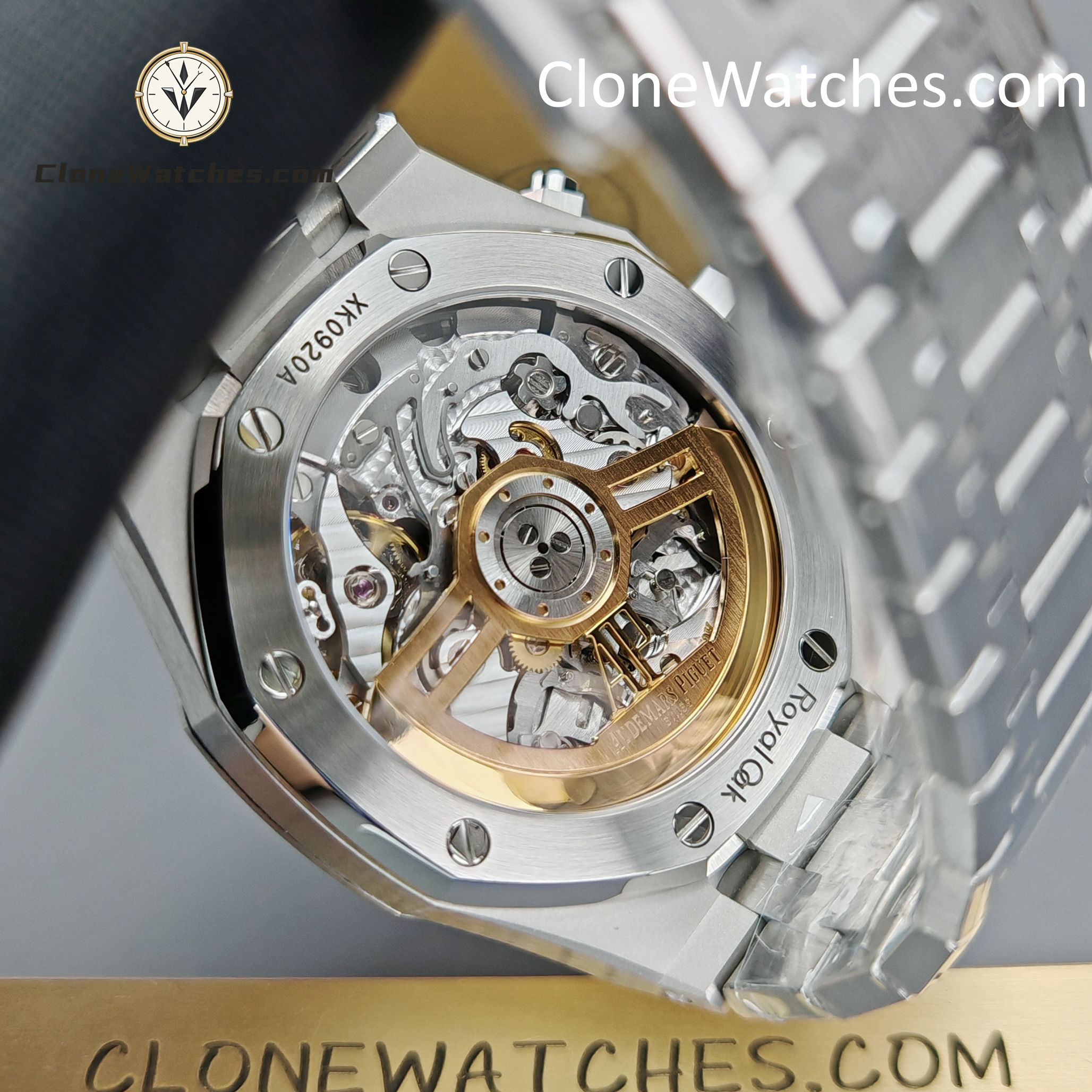 Audemars Piguet Super Clone Watches 1:1 Royal Oak Black Dial 26240 Selfwinding Chronograph
