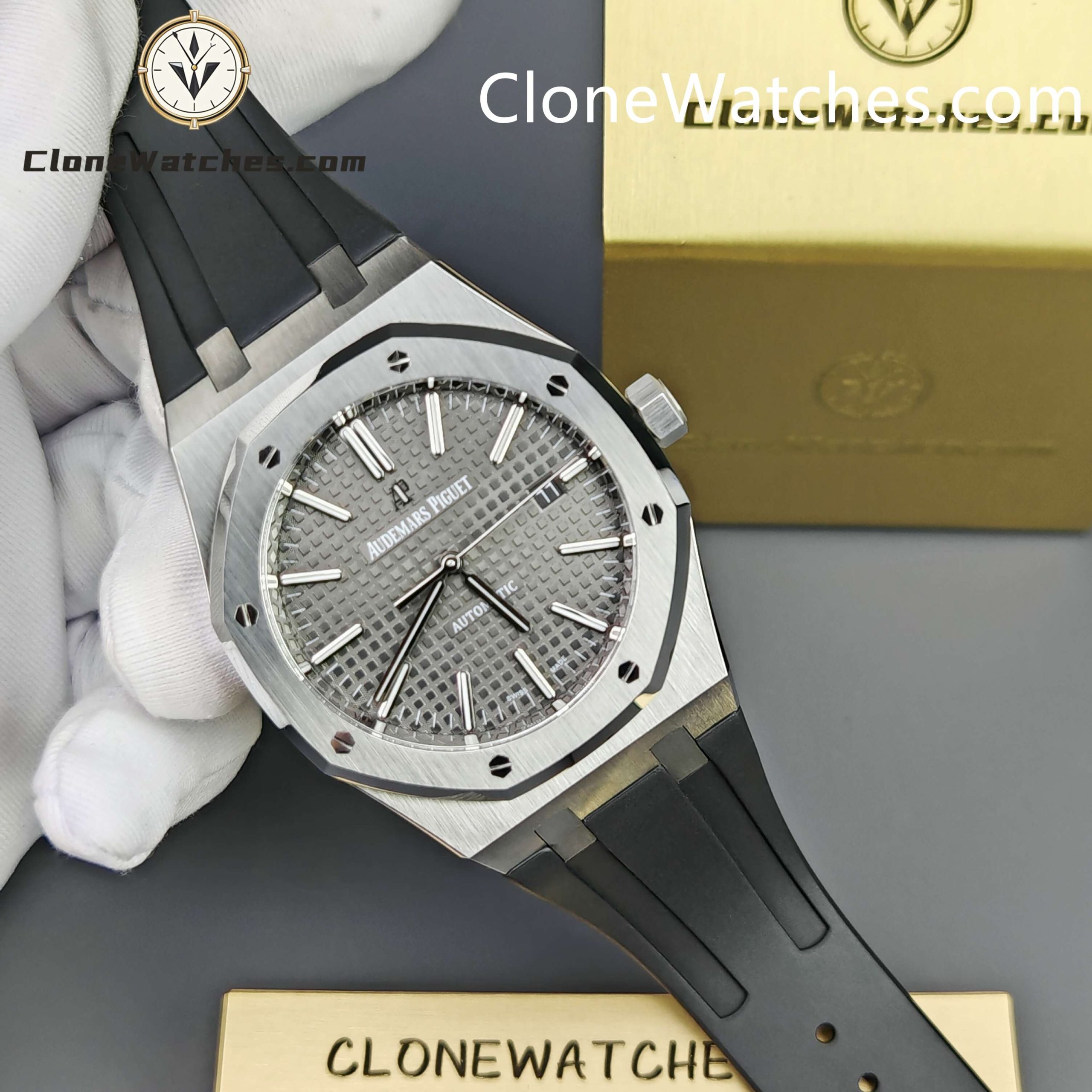 Audemars Piguet Super Clone Watches 1:1 Royal Oak 15400 Grey Dial Rubber Strap
