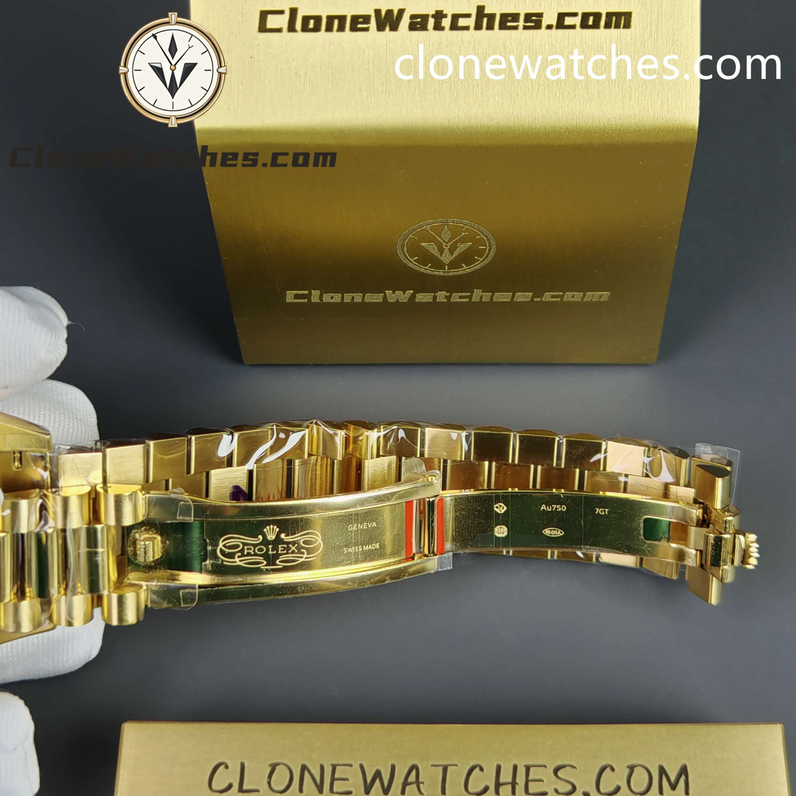 Rolex Super Clone Watches 1:1 Day Date Gold Dial Diamond Bezel M228348rbr-0002 40mm 3255 Movement