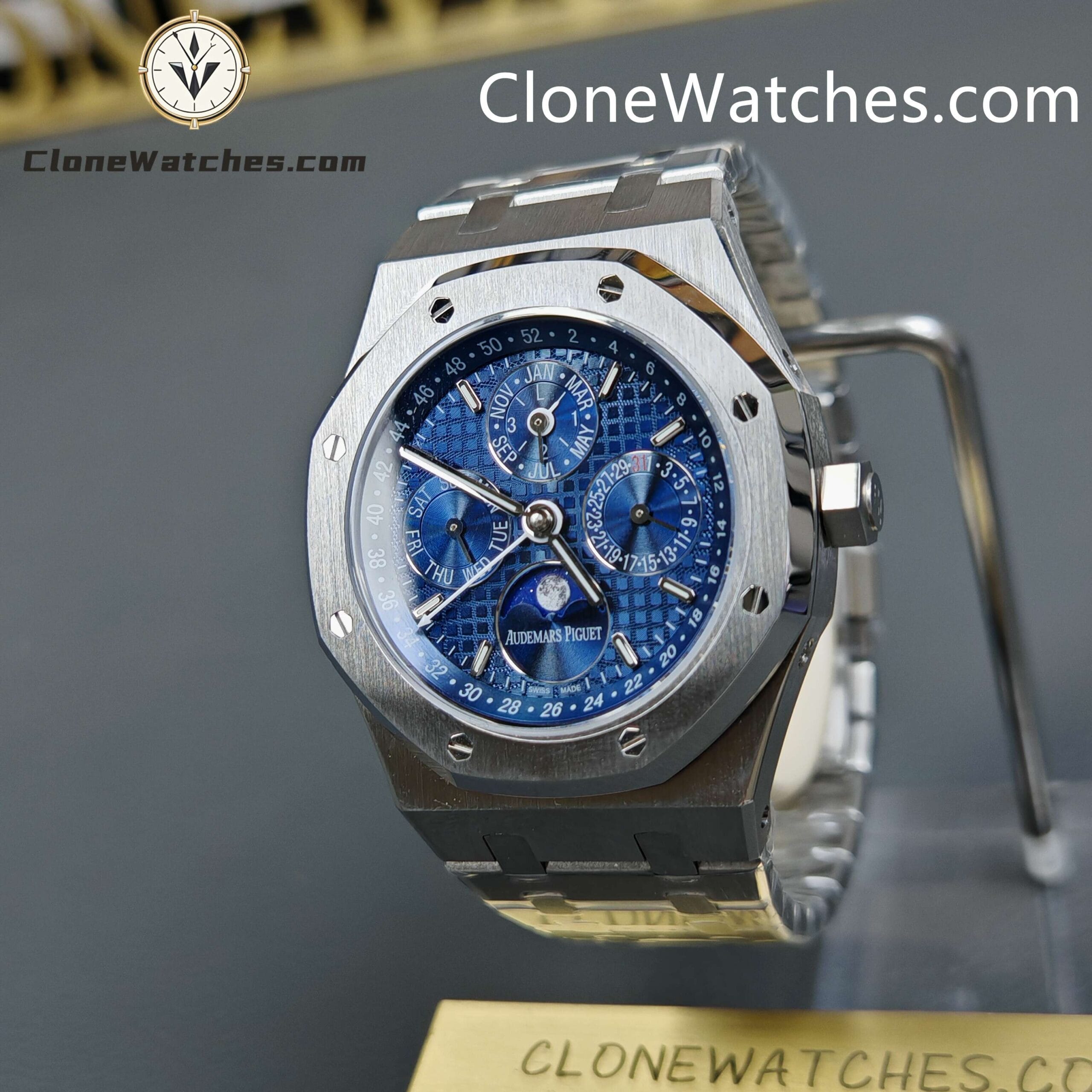 Audemars Piguet Super Clone Watches 1:1 Royal Oak Perpetual Calendar Blue Dial 26574ST 41MM