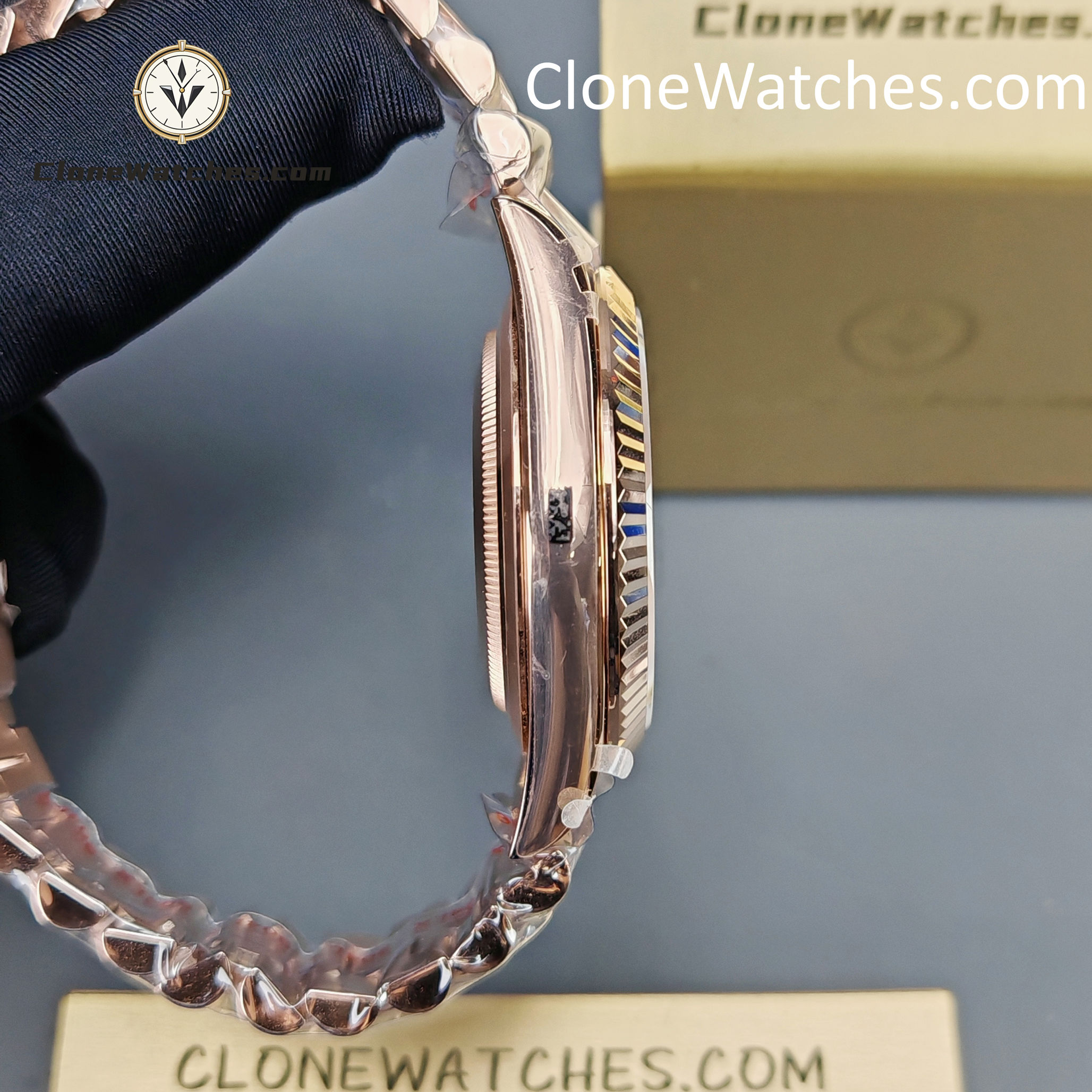 Rolex Super Clone Watches 1:1 Day Date Rose Gold Silver Dial 40mm m228235-0004 3255 Movement