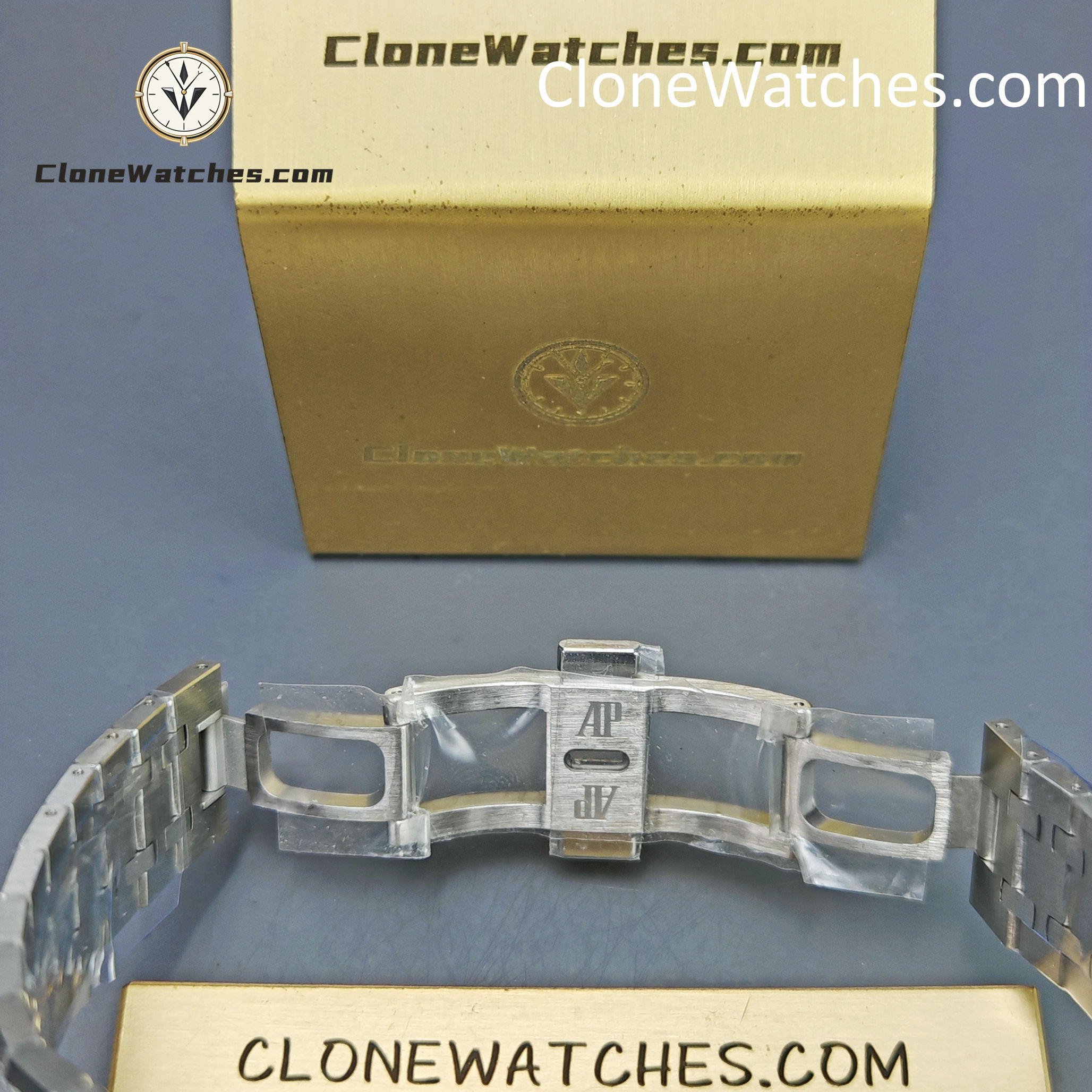 Audemars Piguet Super Clone Watches 1:1 Royal Oak Grey & Black Dial 26240BC Selfwinding Chronograph