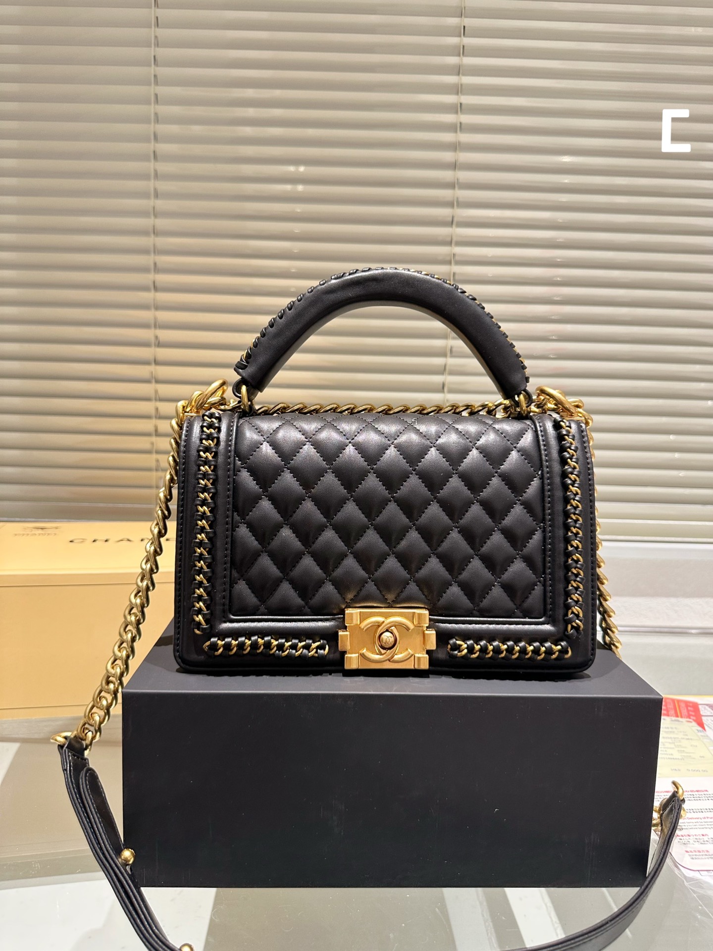 CHANEL Leboy SIZE:24*15 cm sheepskin