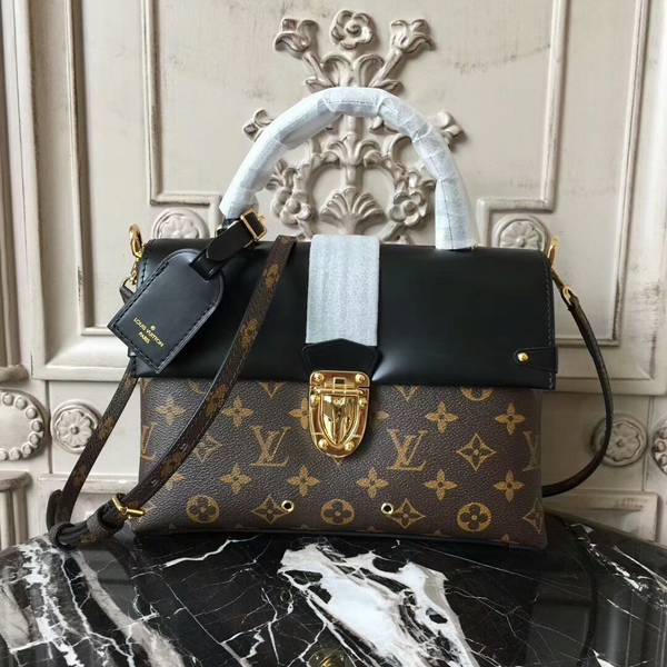 Louis Vuitton One Handle M43125