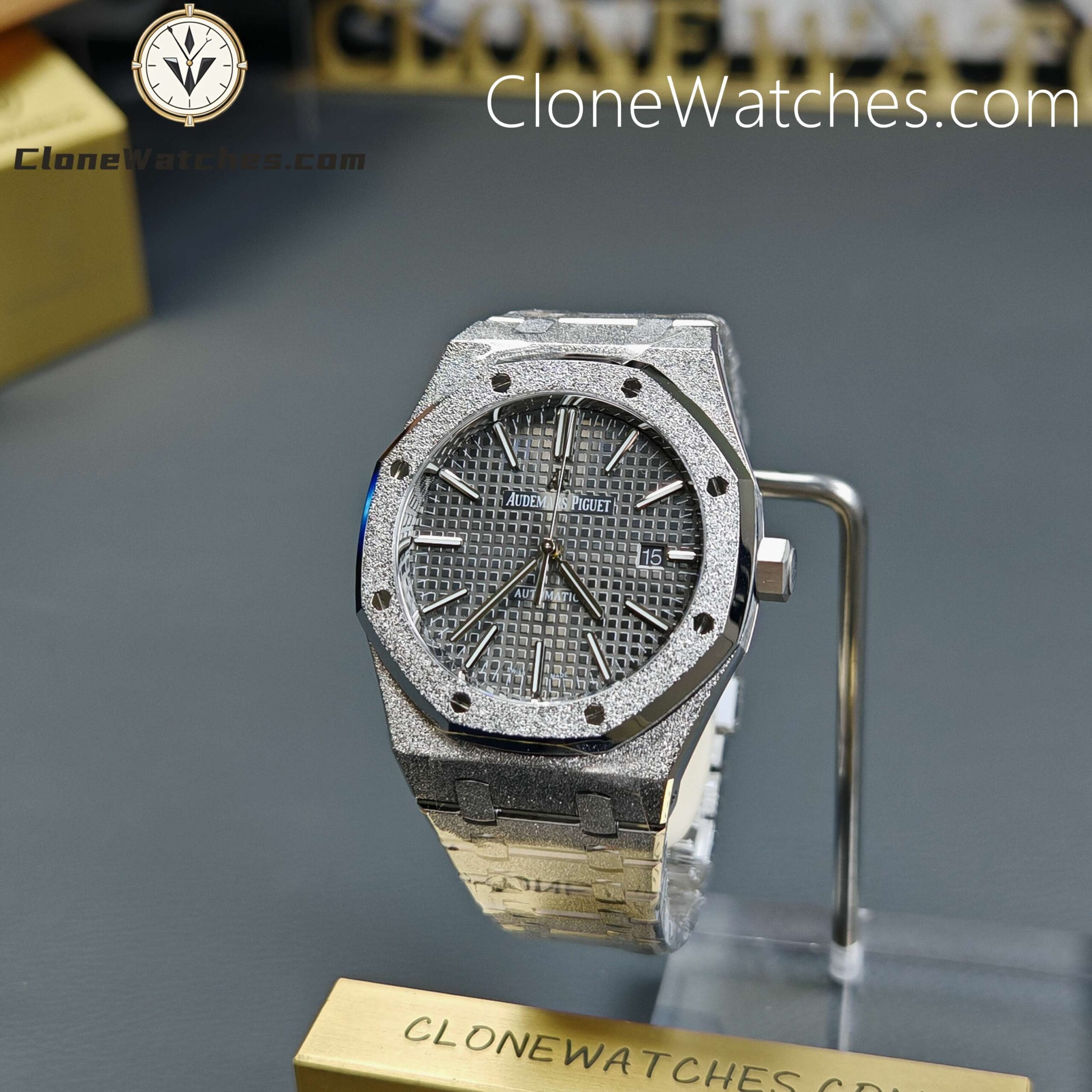 Audemars Piguet Super Clone Watches 1:1 Royal Oak Frost 15400 Grey Dial