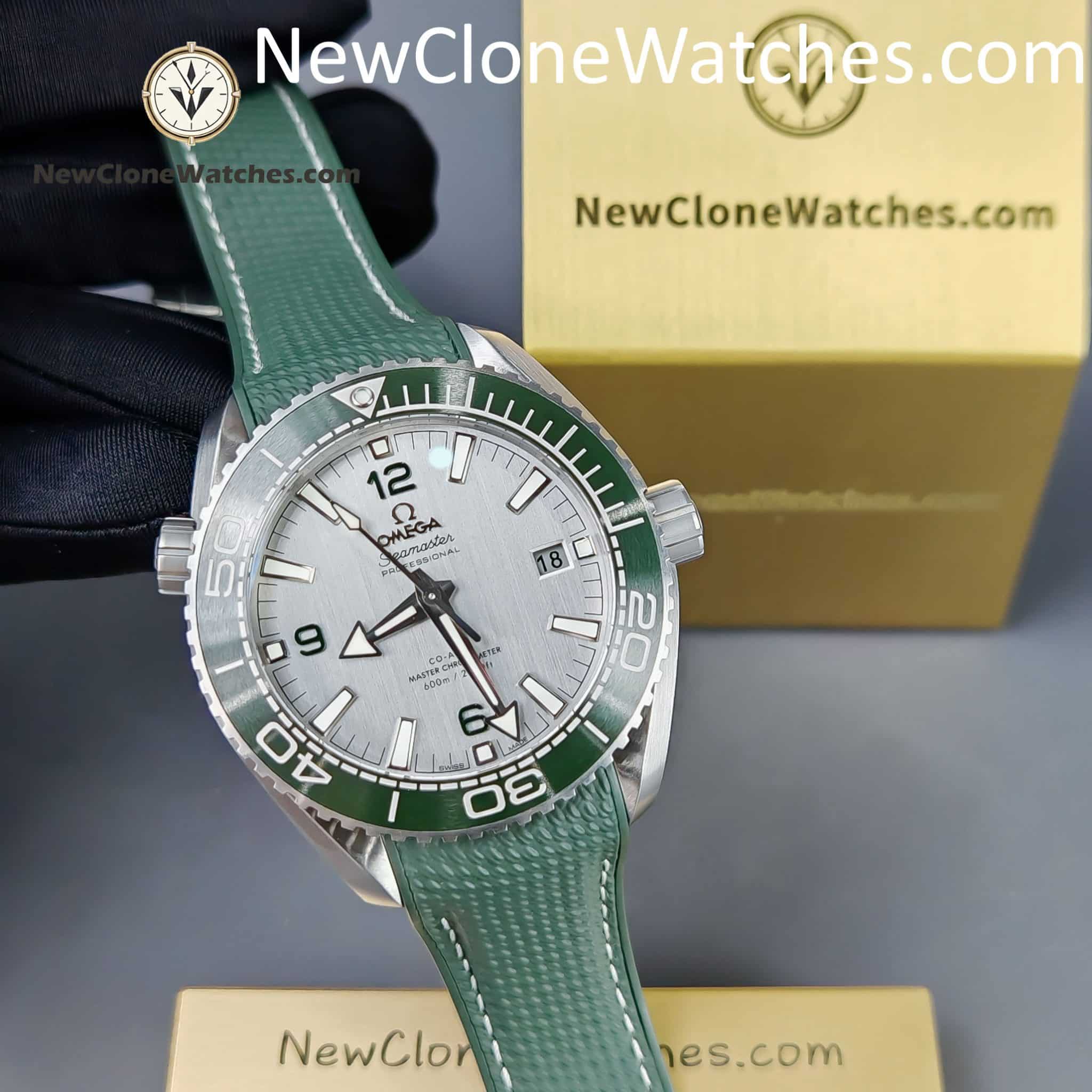 OMEGA Super Clone Watches 1:1 Seamaster Planet Ocean 600m 215.32.44.21.06.001 43.5MM
