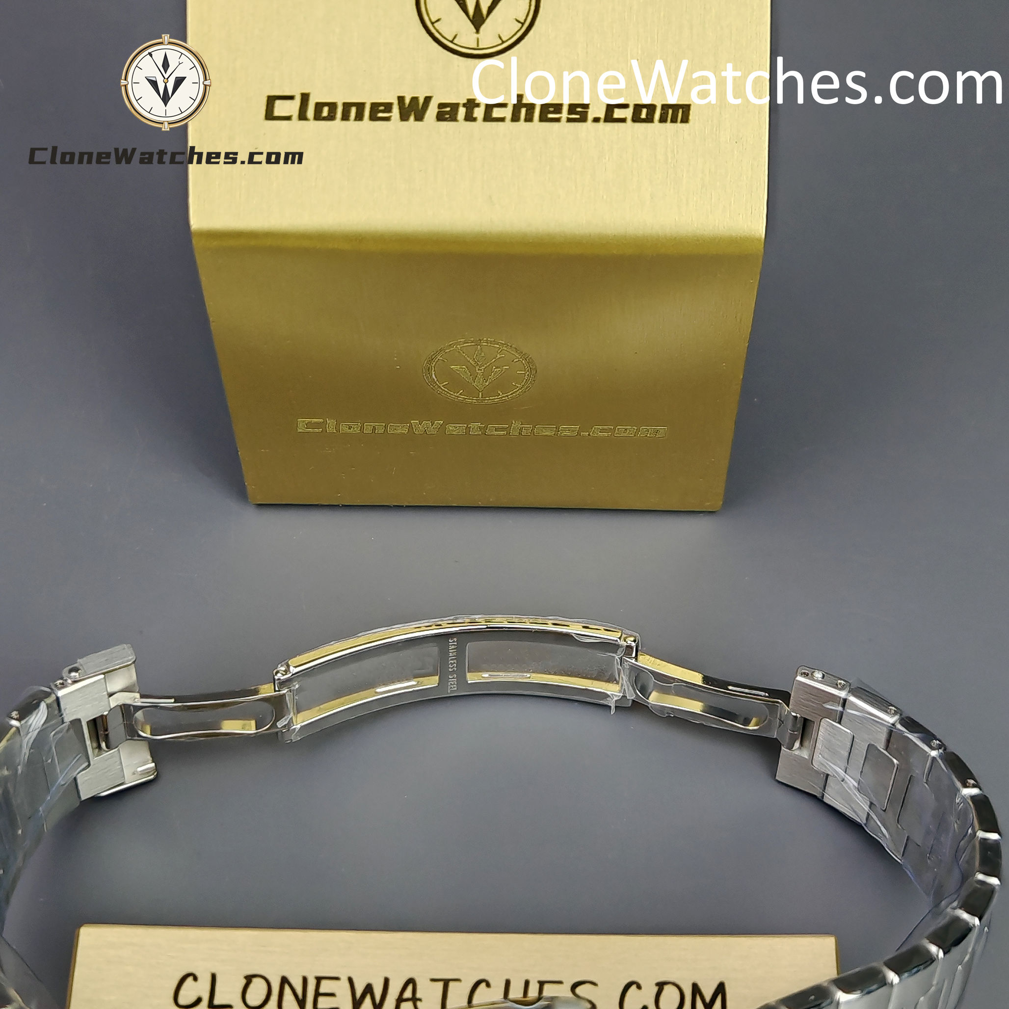 Patek Philippe Super Clone Watches 1:1 Nautilus 5711 White Dial