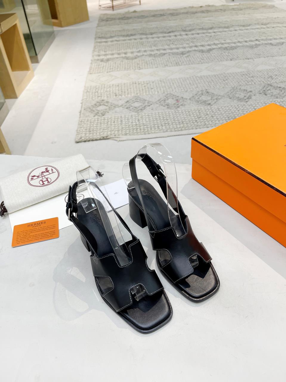 Hermes women classic slipper swift cowhide
