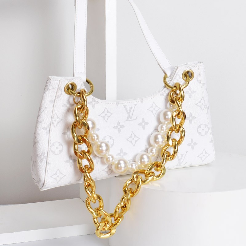 Louis Vuitton Chain Mermaids Model