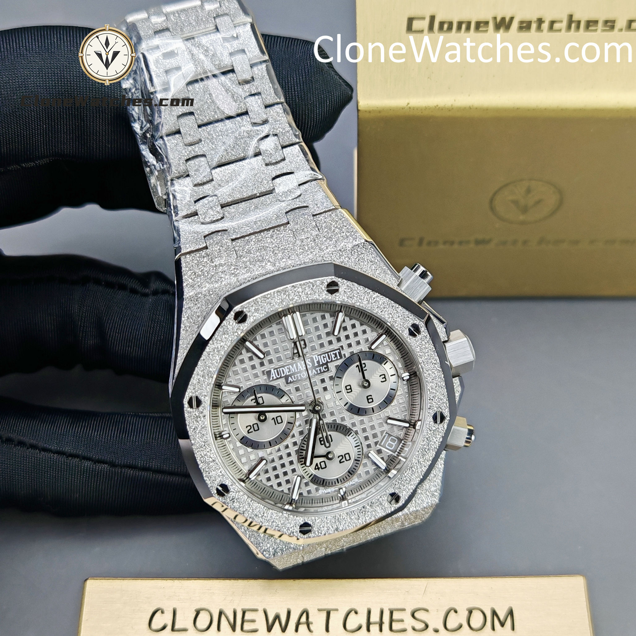 Audemars Piguet Super Clone Watches 1:1 Royal Oak Gray Dial 26240BC Self-winding Chronograph