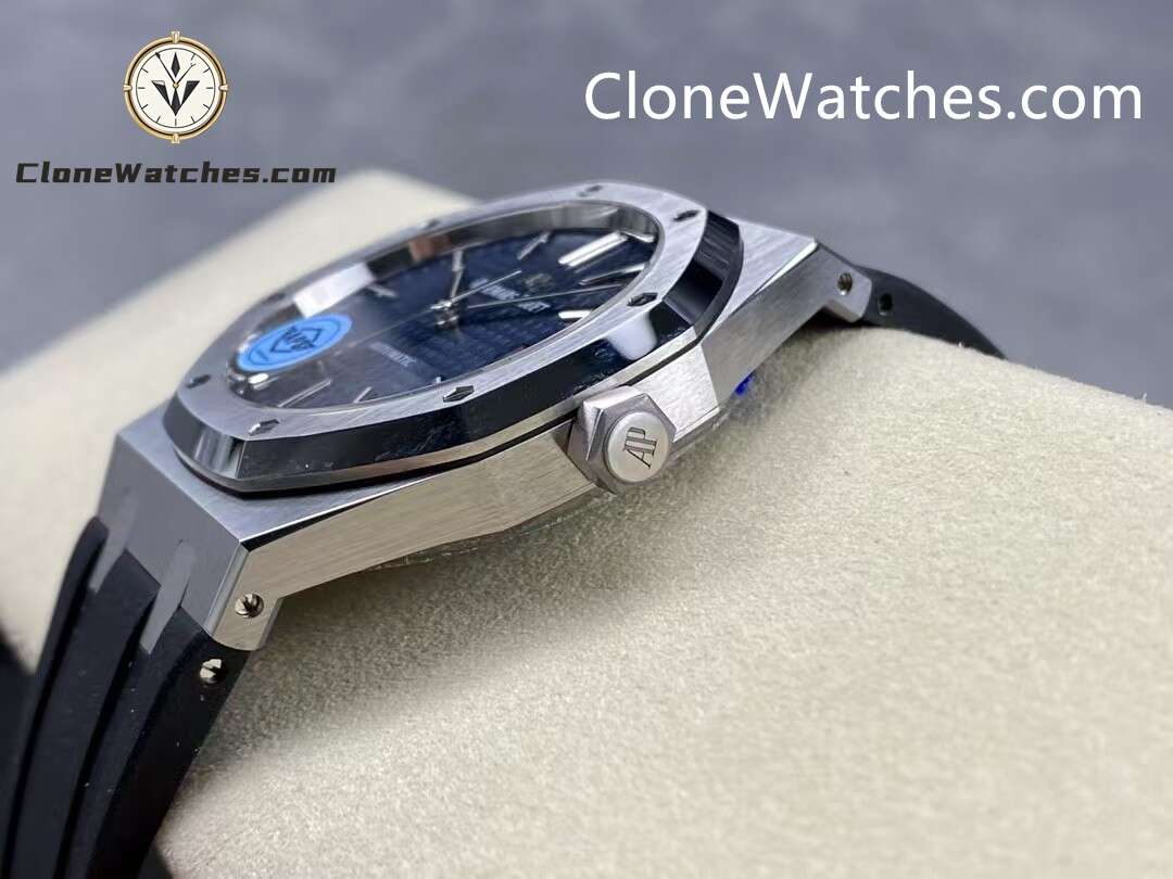 Audemars Piguet Super Clone Watches 1:1 Royal Oak 15400 Blue Dial Rubber Strap