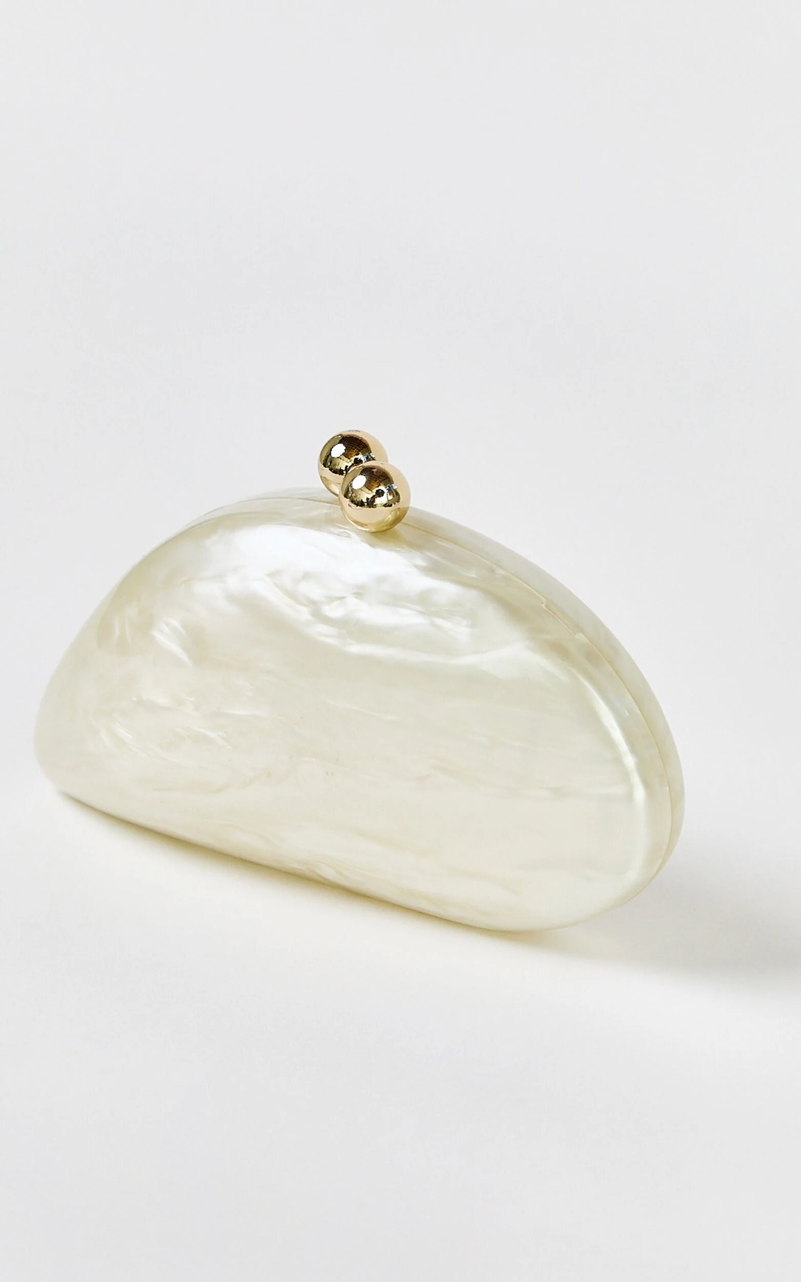 Nami  Clutch Bag in Pearl