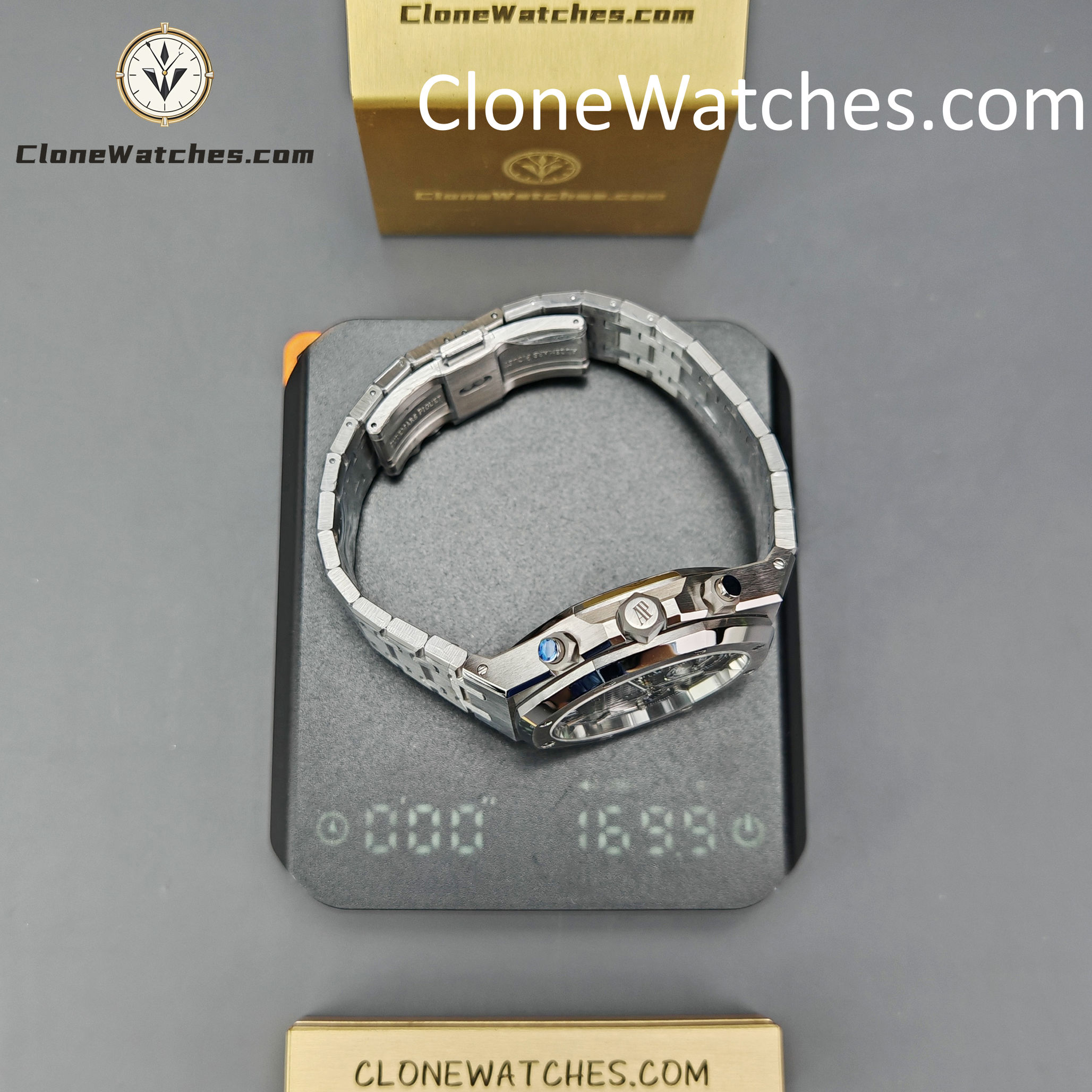 Audemars Piguet Super Clone Watches 1:1 Royal Oak Green Dial 26240 Selfwinding Chronograph