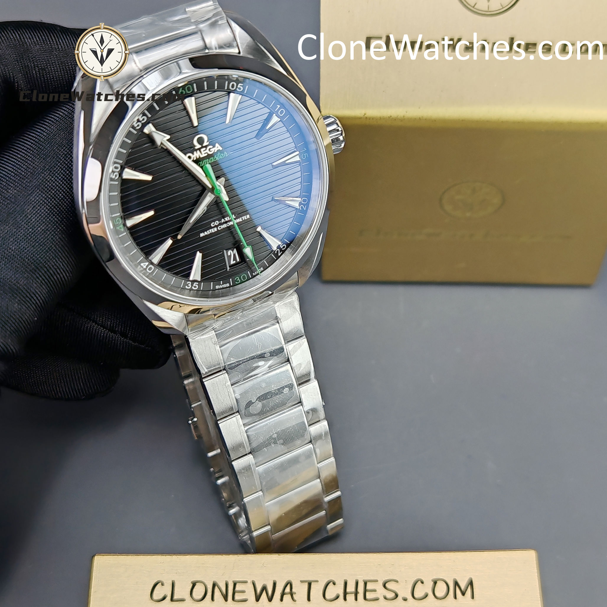 OMEGA Super Clone Watches 1:1 Seamaster Aqua Terra 150M 220.12.41.21.01.002 41MM