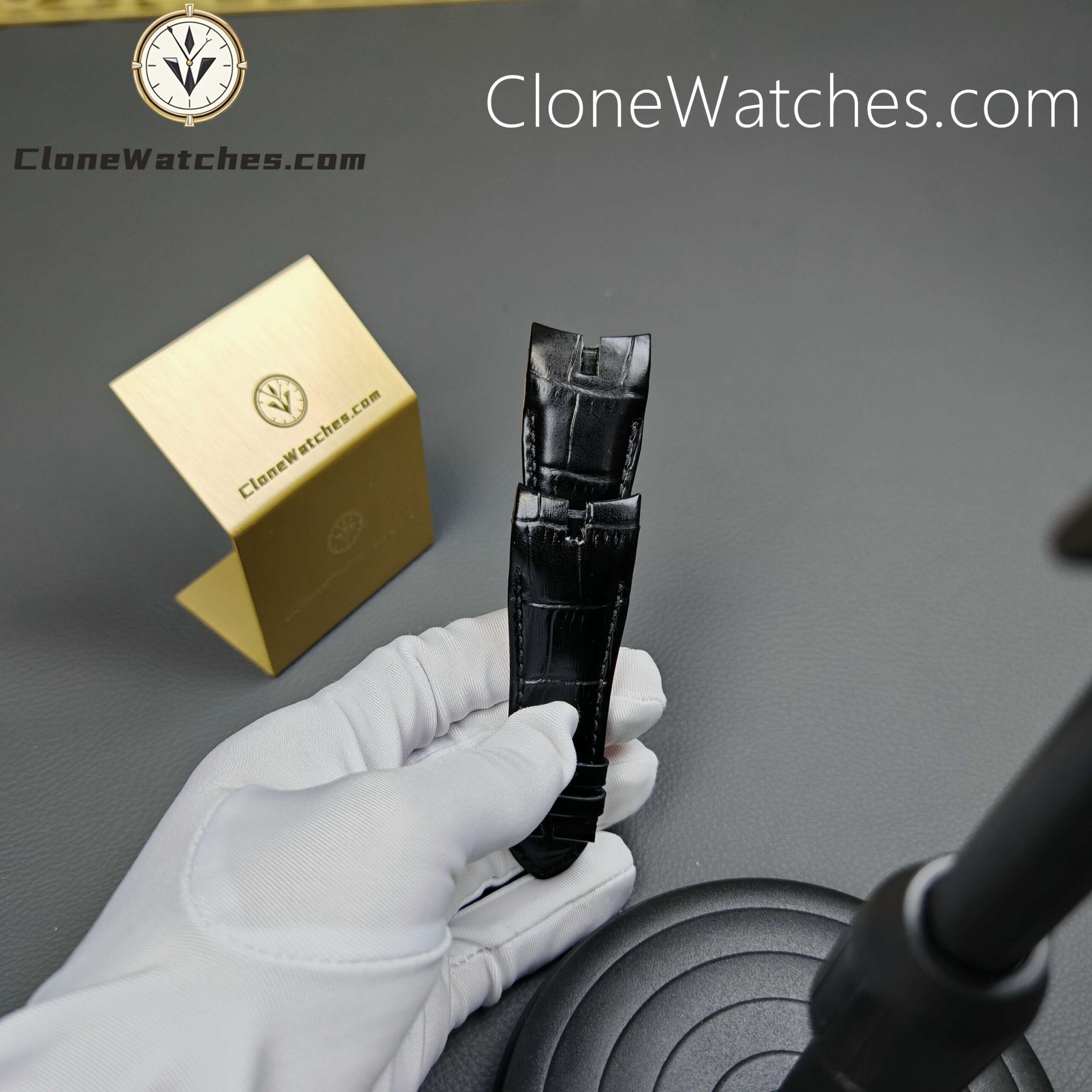 Roger Dubuis Super Clone Watches 1:1 Excalibur Rose Gold RDDBEX0249 45MM