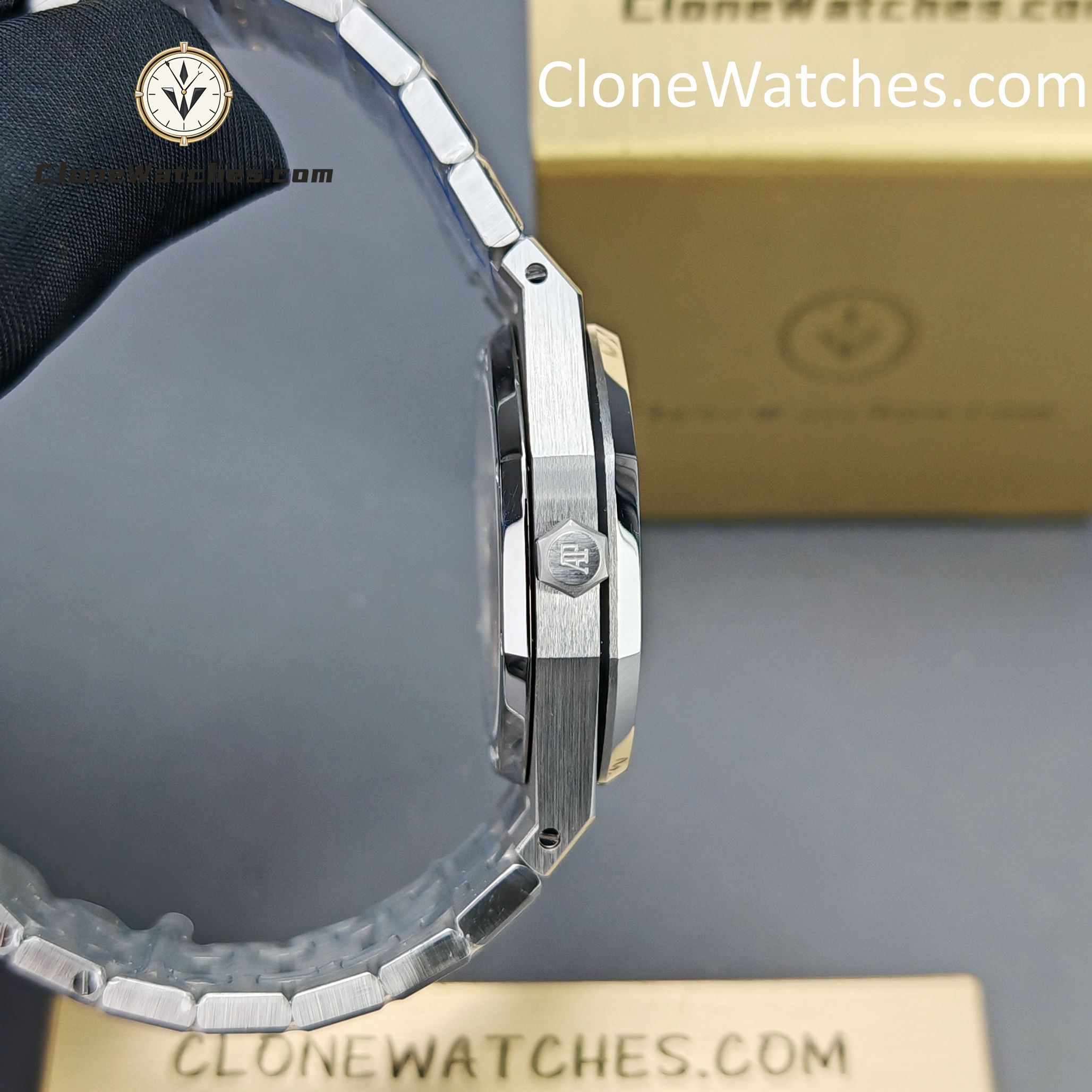 Audemars Piguet Super Clone Watches 1:1 Royal Oak Selfwinding 77350ST 34mm