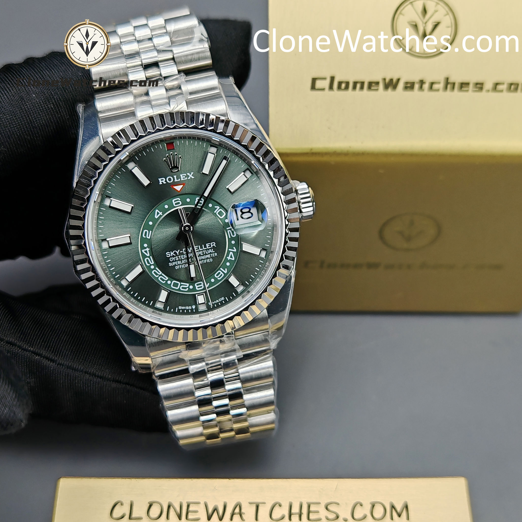 Rolex Super Clone Watches 1:1 Sky Dweller Green Dial Jubilee m336934-0002 9002 Movement