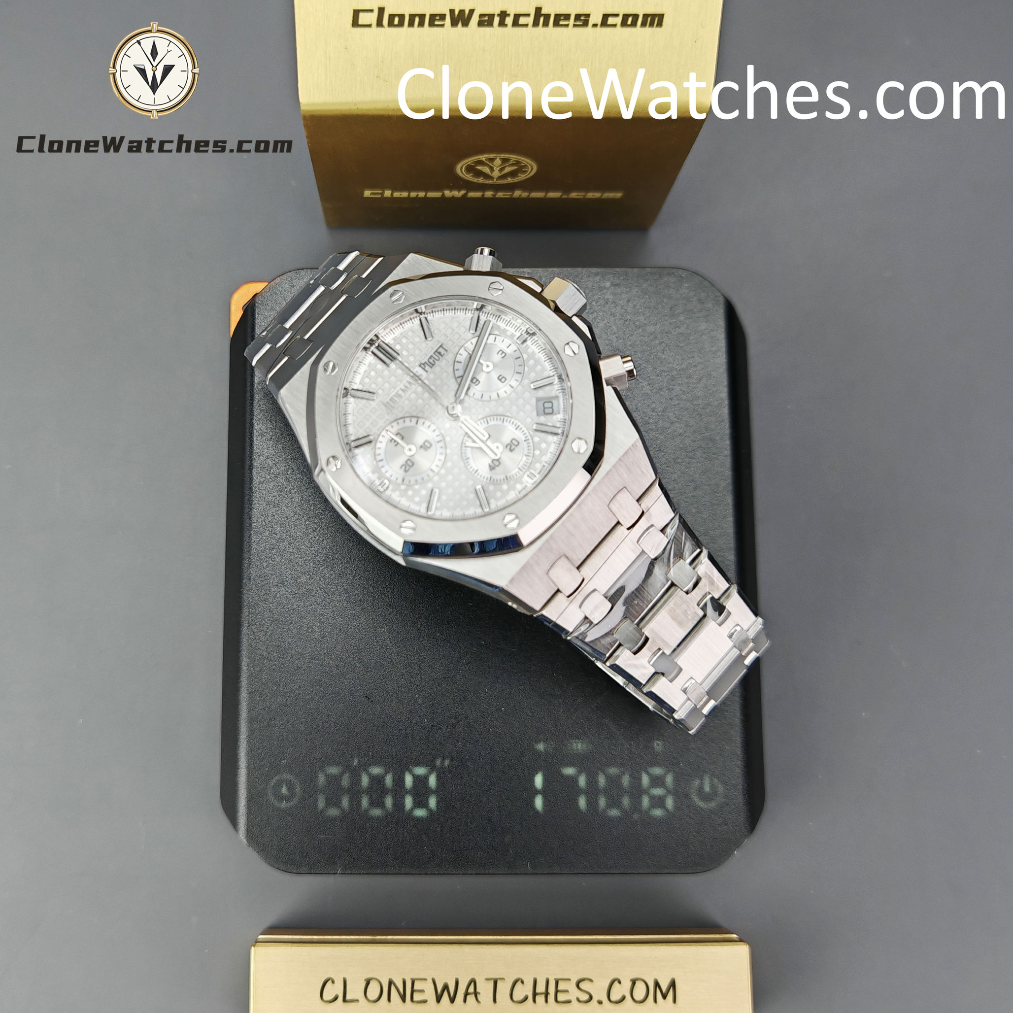 Audemars Piguet Super Clone Watches 1:1 Royal Oak White Dial 26240 Selfwinding Chronograph