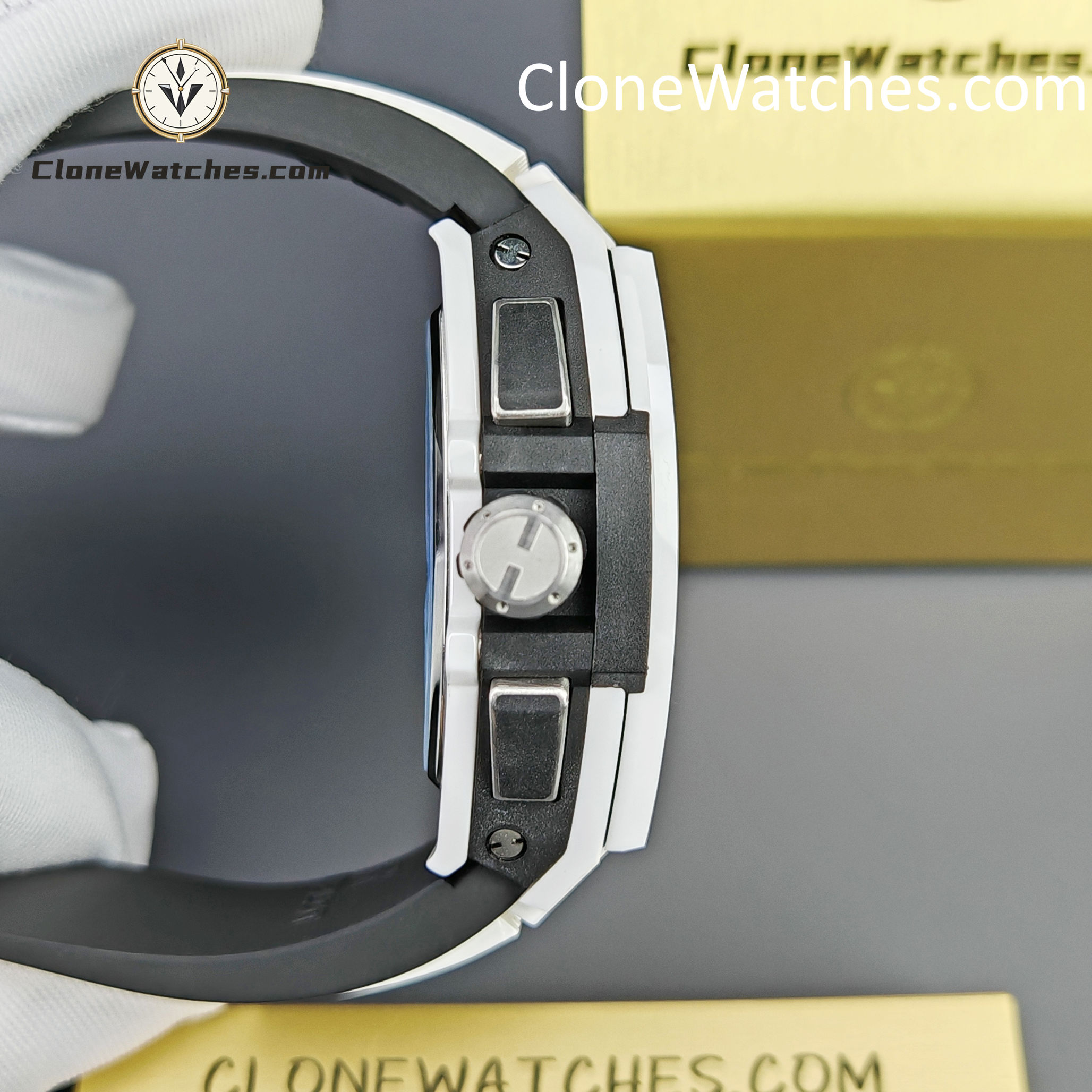 Hublot Super Clone Watches 1:1 Spirit of Big Bang White Ceramic 642.HX.0170.RX