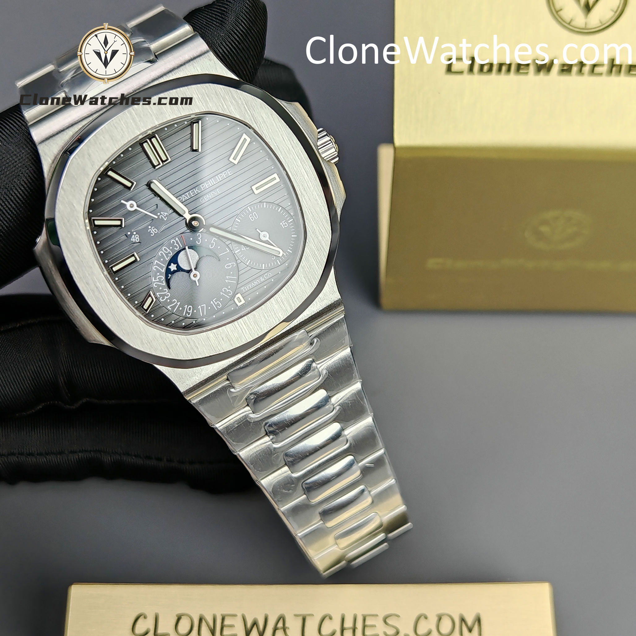 Patek Philippe Super Clone Watches 1:1 Nautilus Moon Phase 5712 Tiffany & Co Blue Dial New Clasp