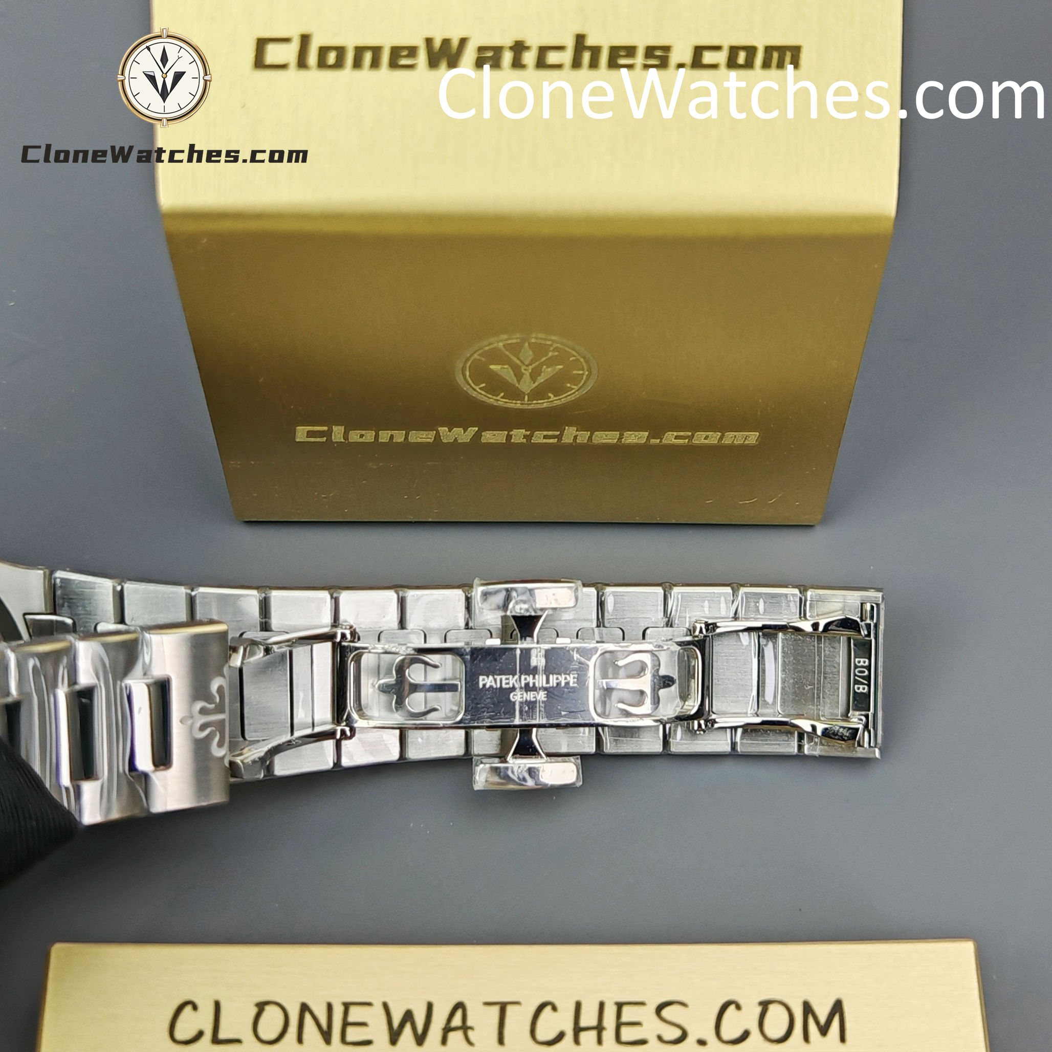 Patek Philippe Super Clone Watches 1:1 Nautilus White Dial Diamond Frame 7118/1200A-010 35.2 mm