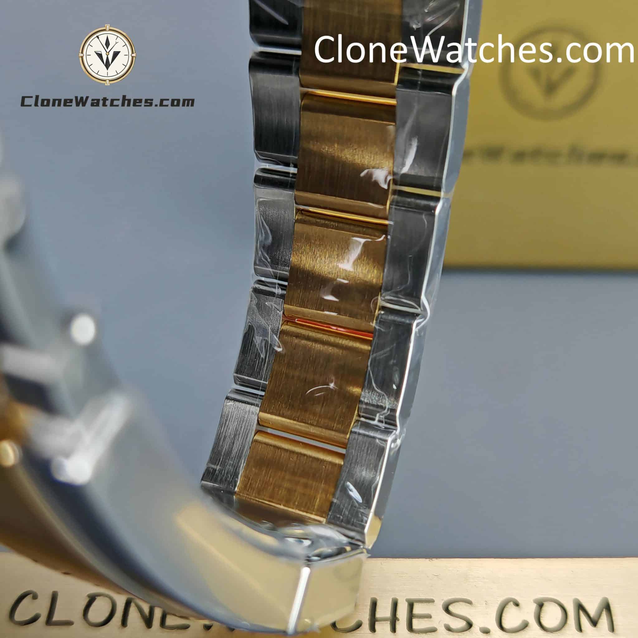Rolex Super Clone Watches 1:1 Gold Blue Dial Submariner 126613LB 3235 Movement